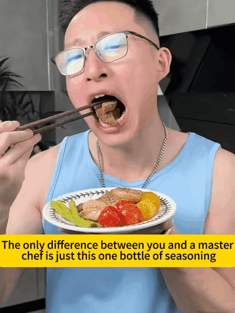 🥩🥗  Boring steak salad? 【One-Second Flavor Boost】Zero-Cal Parsley Garlic Salt to the rescue～  ✨ Zero-Cal food hack, adding flavo