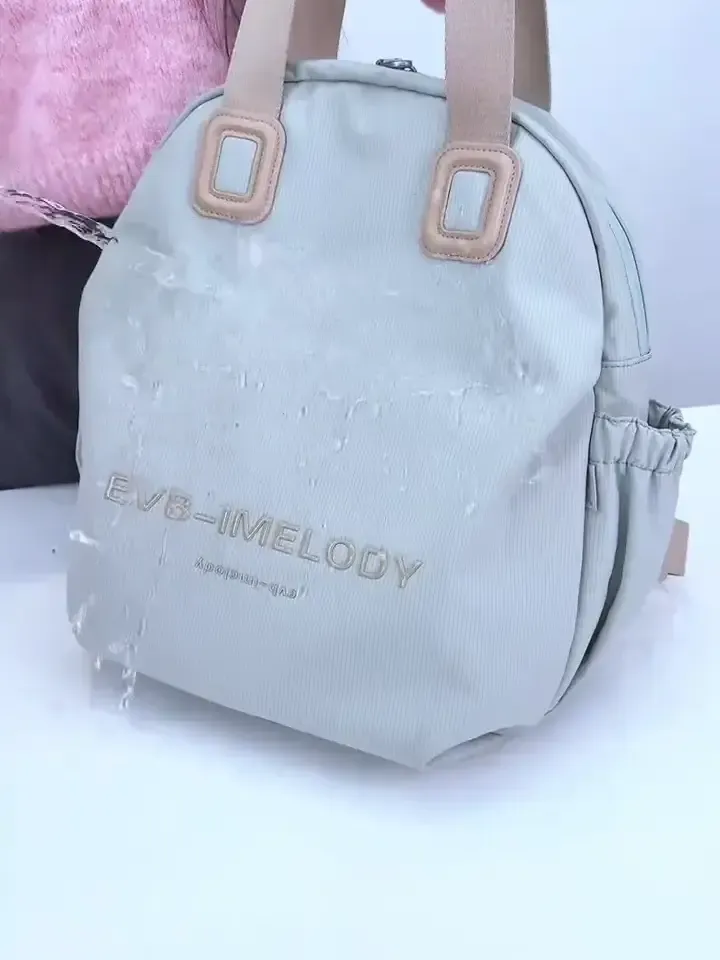 🎒 Eradicate shoulder stiffness, overflowing luggage, and getting wet in the rain!
