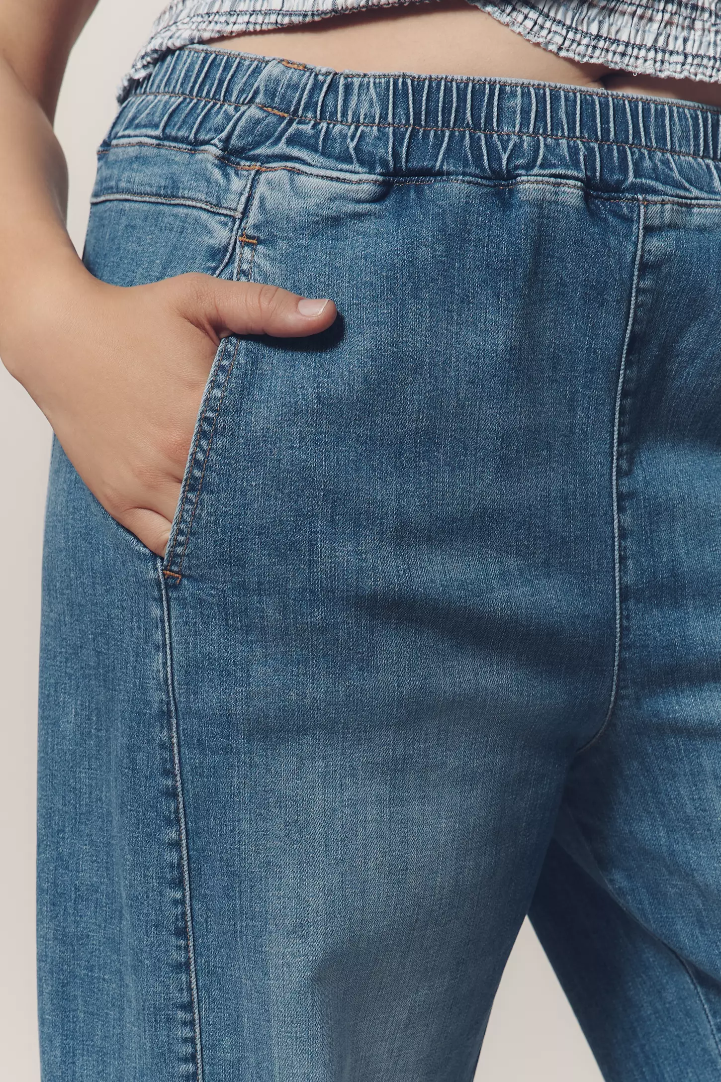 The Izzie Relaxed Pull-On Barrel Jeans