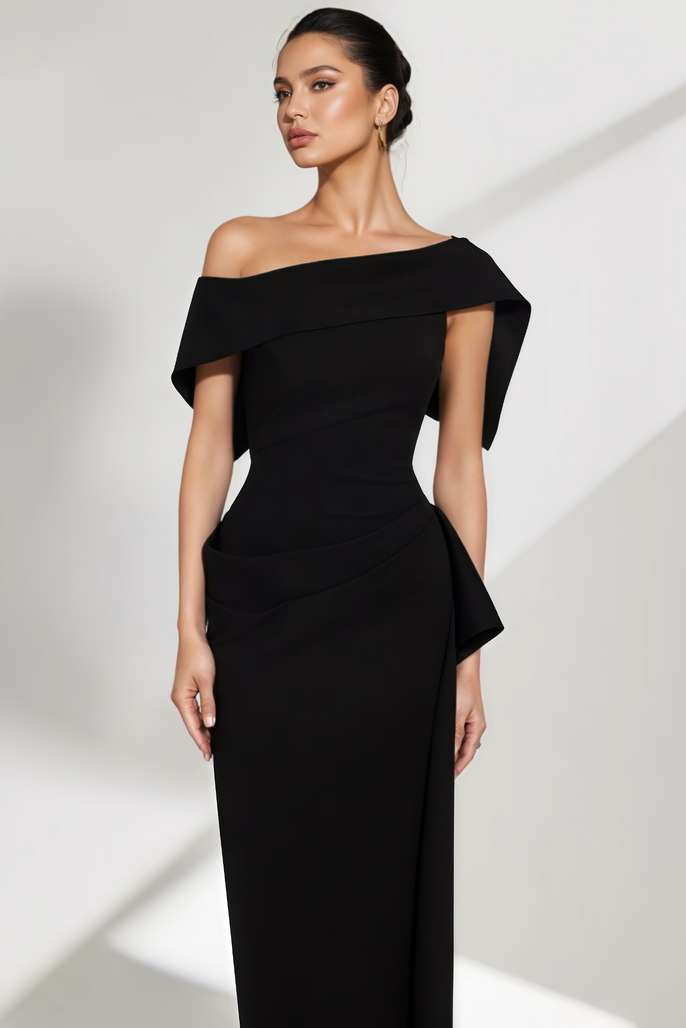 Adisan Black Sleeveless Maxi Dress