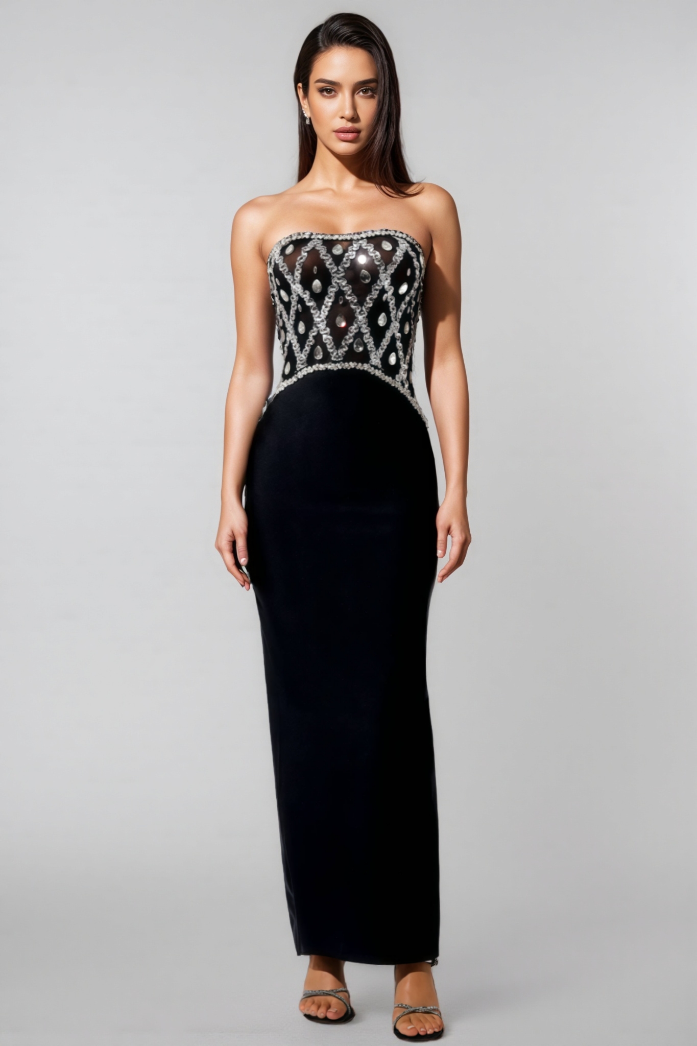 Mio Sleeveless Diamond Bandage Maxi Dress