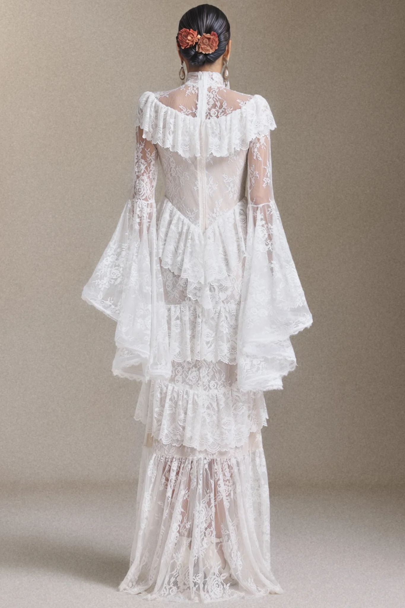 Long-Sleeved Flounce Lace Maxi Dress