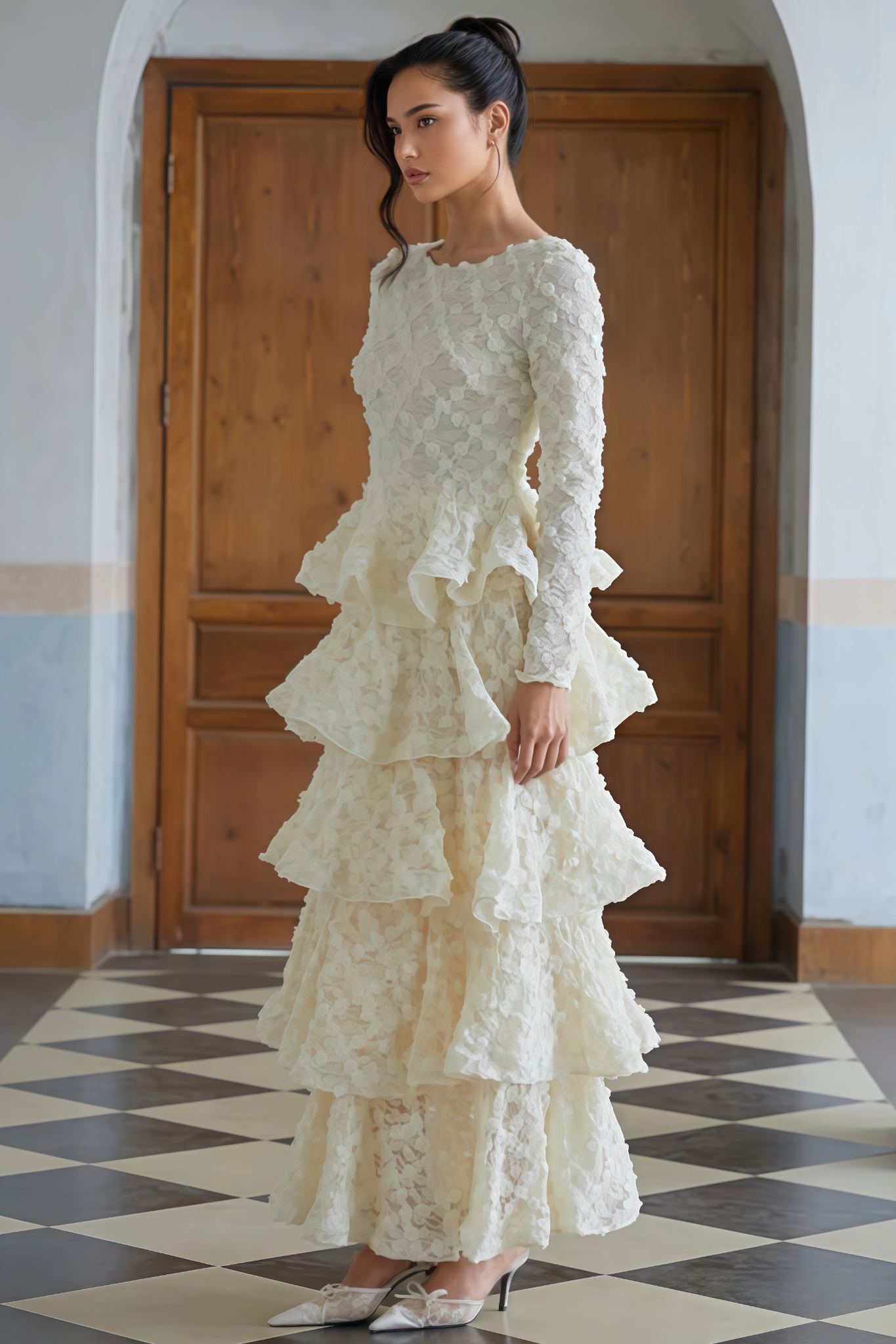 Wenrey Neutral Tiered Floral Lace Maxi Dress