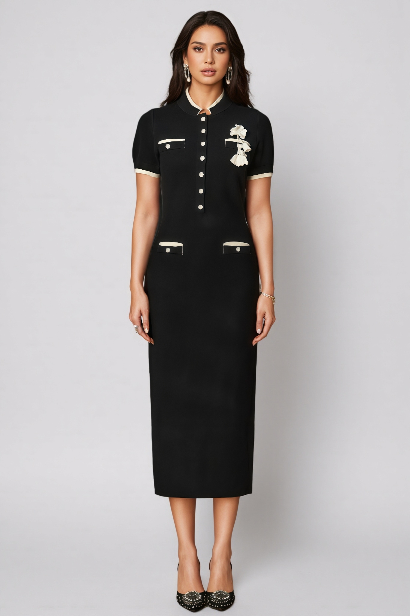 Vyntor Black Trim Floral Applique Midi Dress