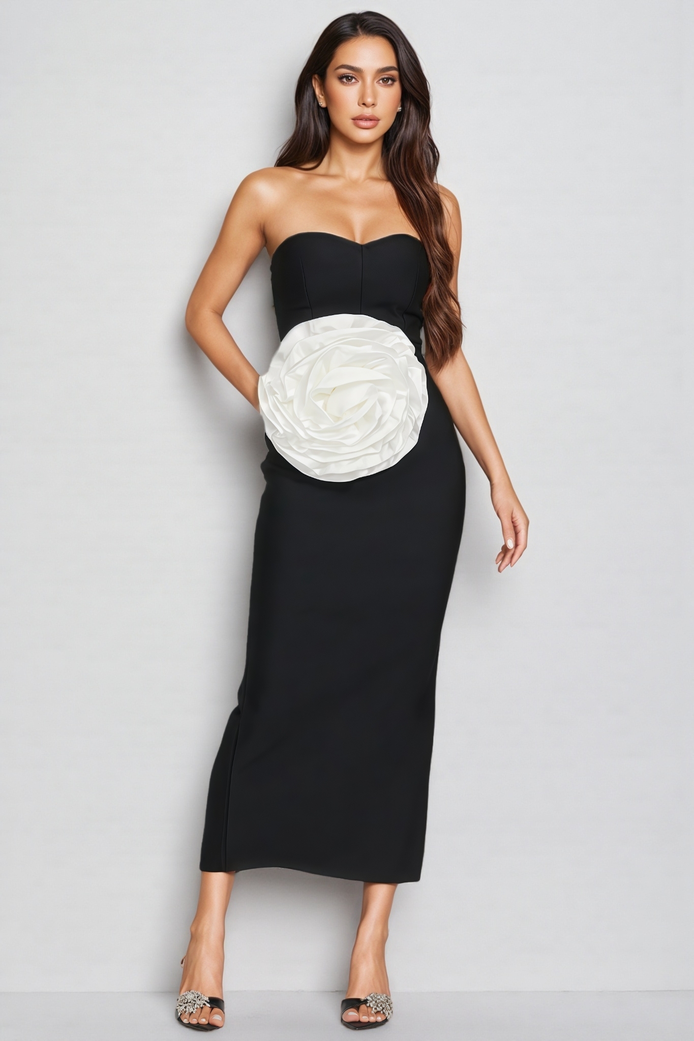 Sorent Black 3D Floral Bandage Midi Dress