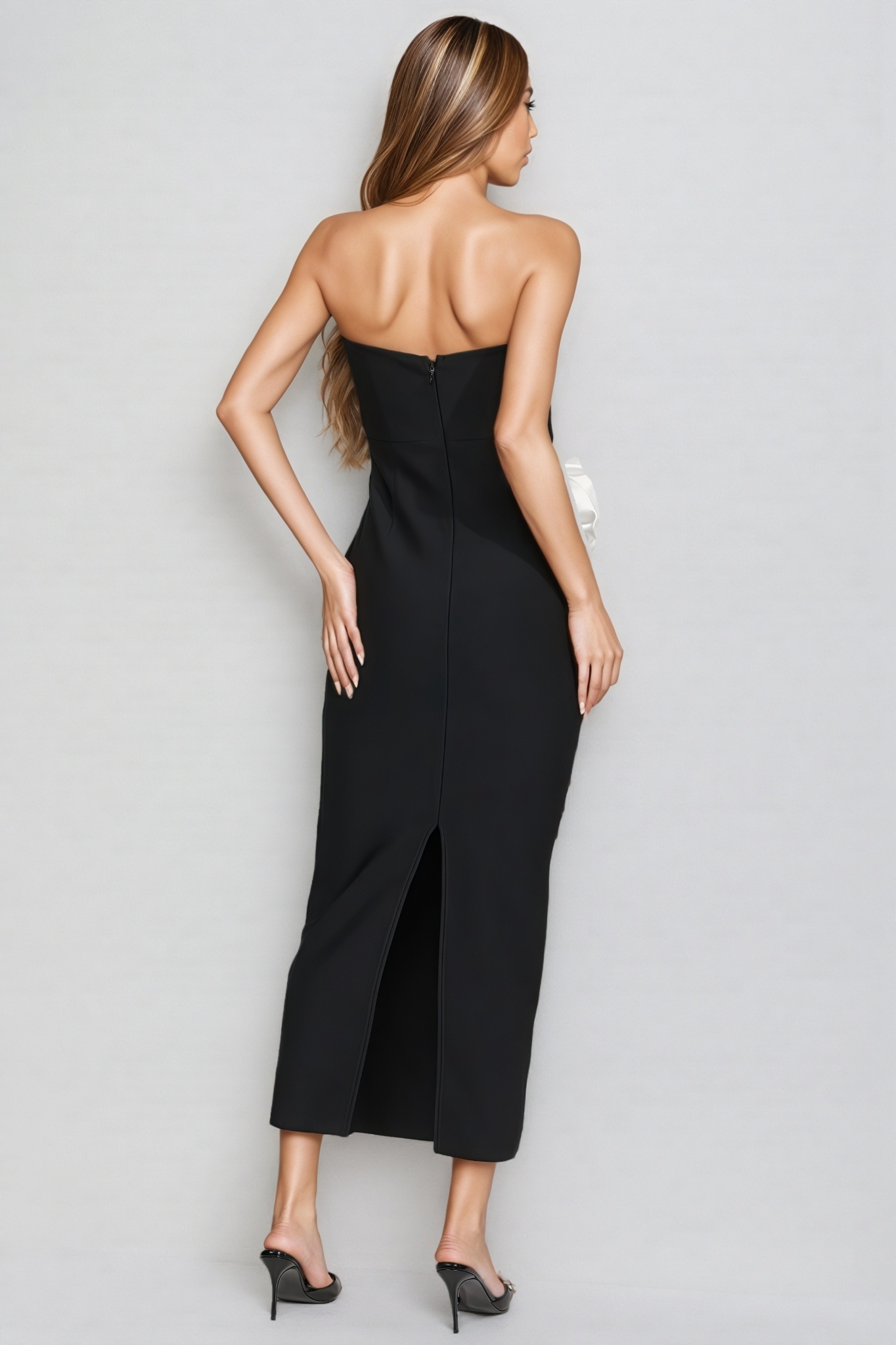 Sorent Black 3D Floral Bandage Midi Dress