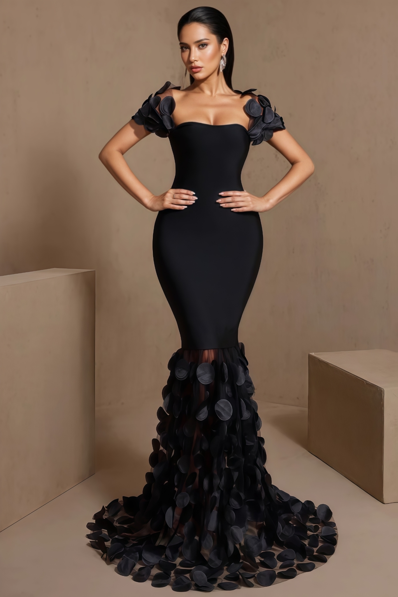 Hyhian Black Fishtail Bandage Maxi Dress