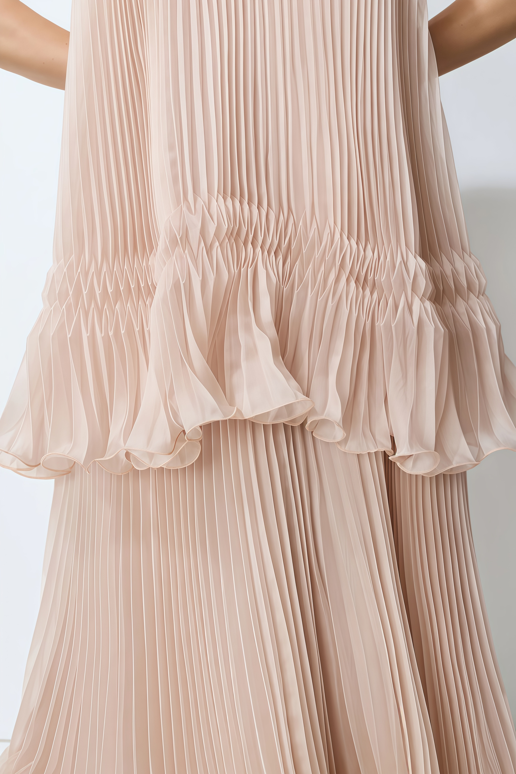 Scaunt Pink Halter Neck Pleated Maxi Dress