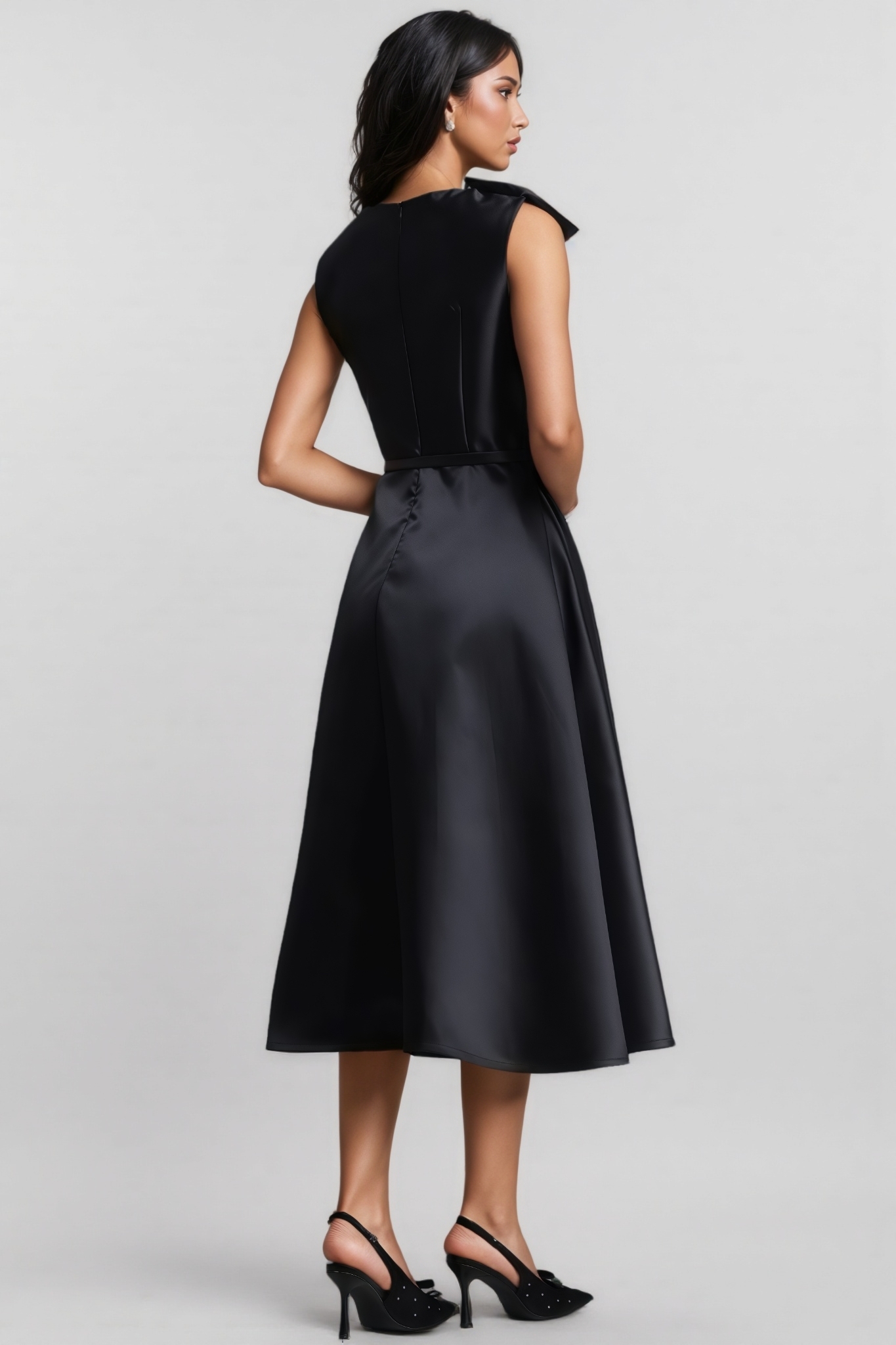 Kuill Black Sleeveless Bow Midi Dress