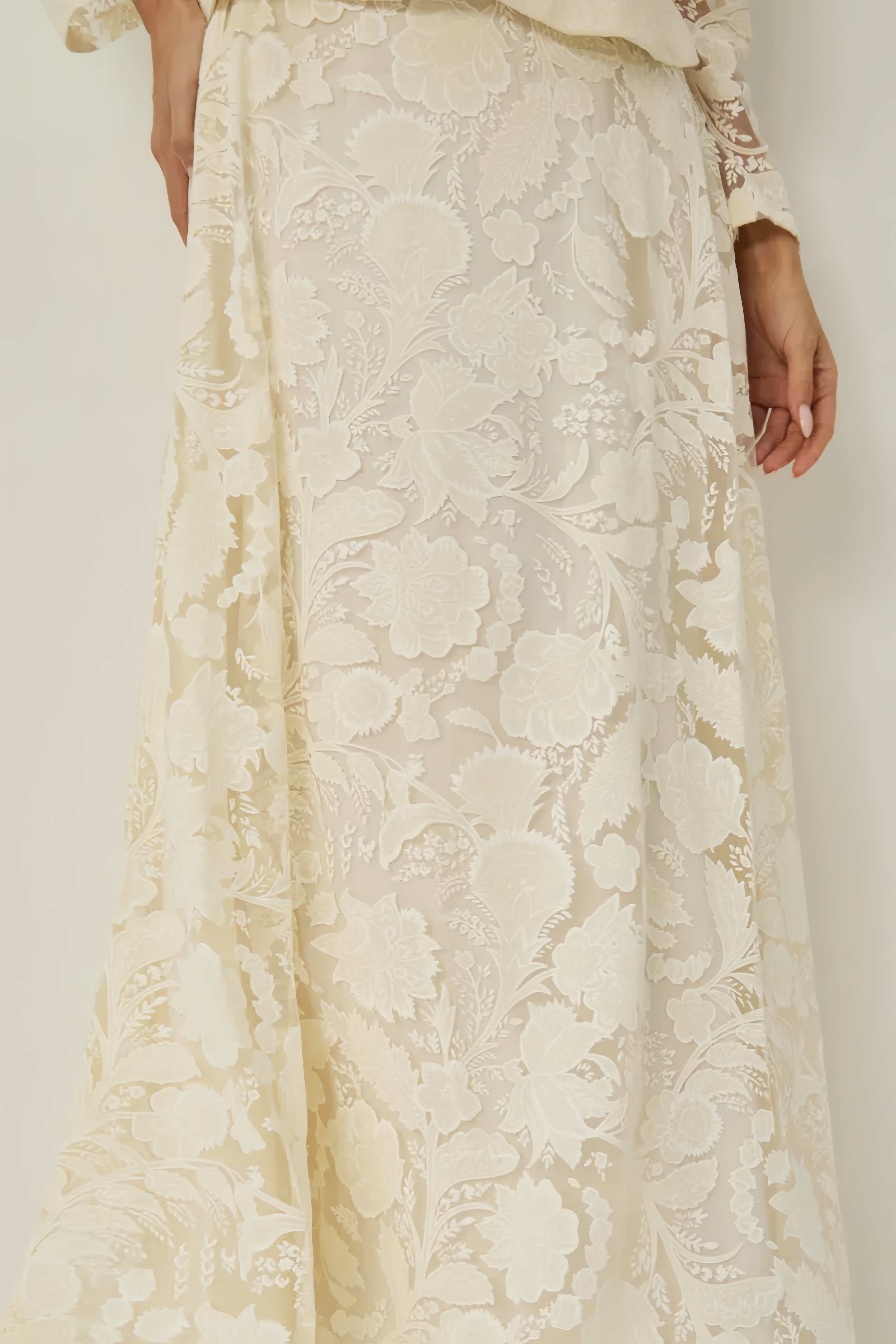 Granca Lace Embroidered Maxi Dress Set