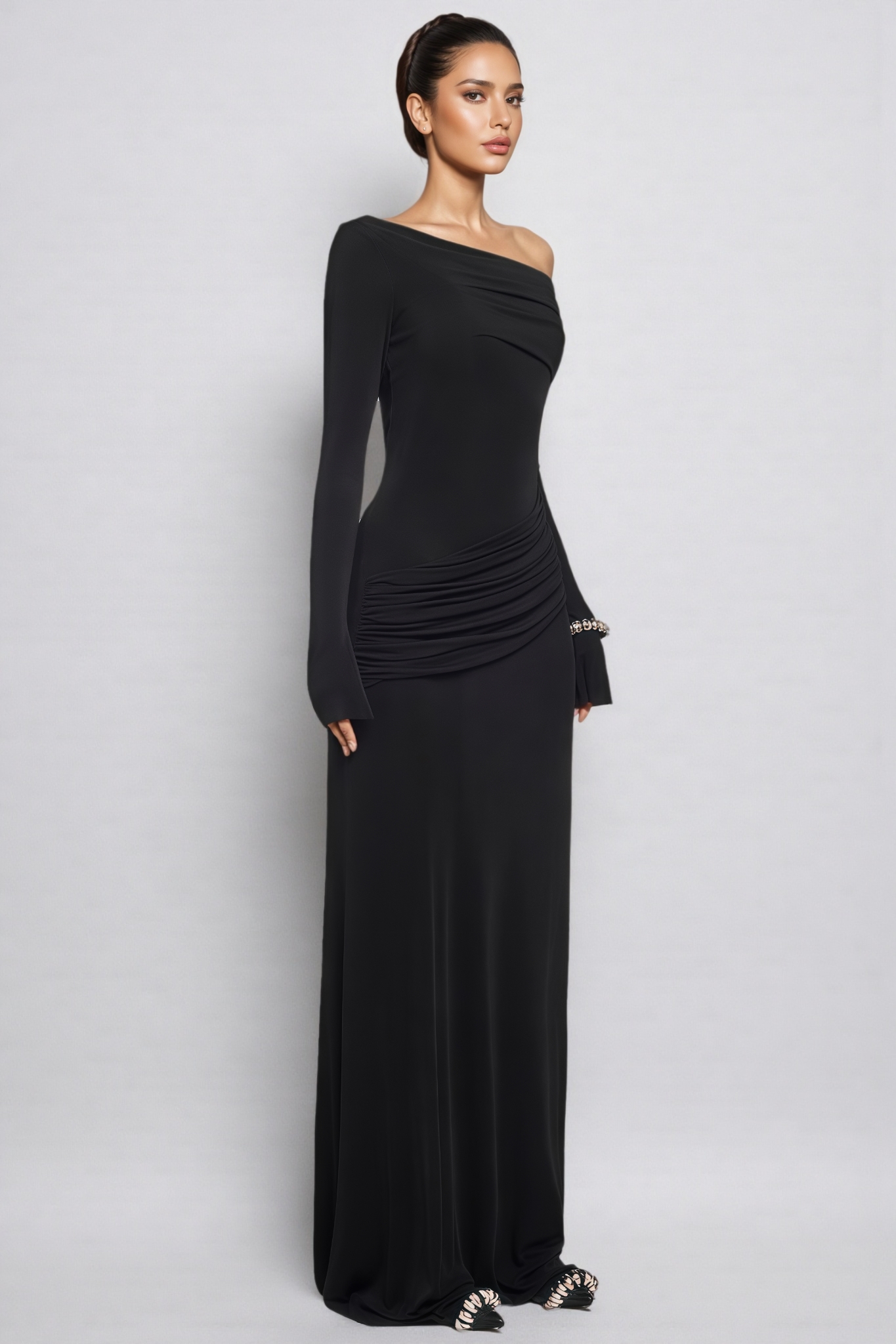 Fennod Black Off Shoulder Long Sleeve Maxi Dress