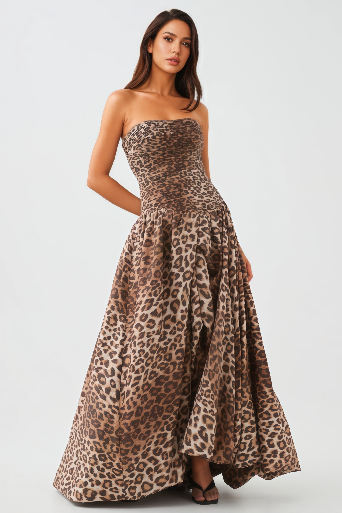 Rosbrt Strapless Printed Slit Maxi Dress