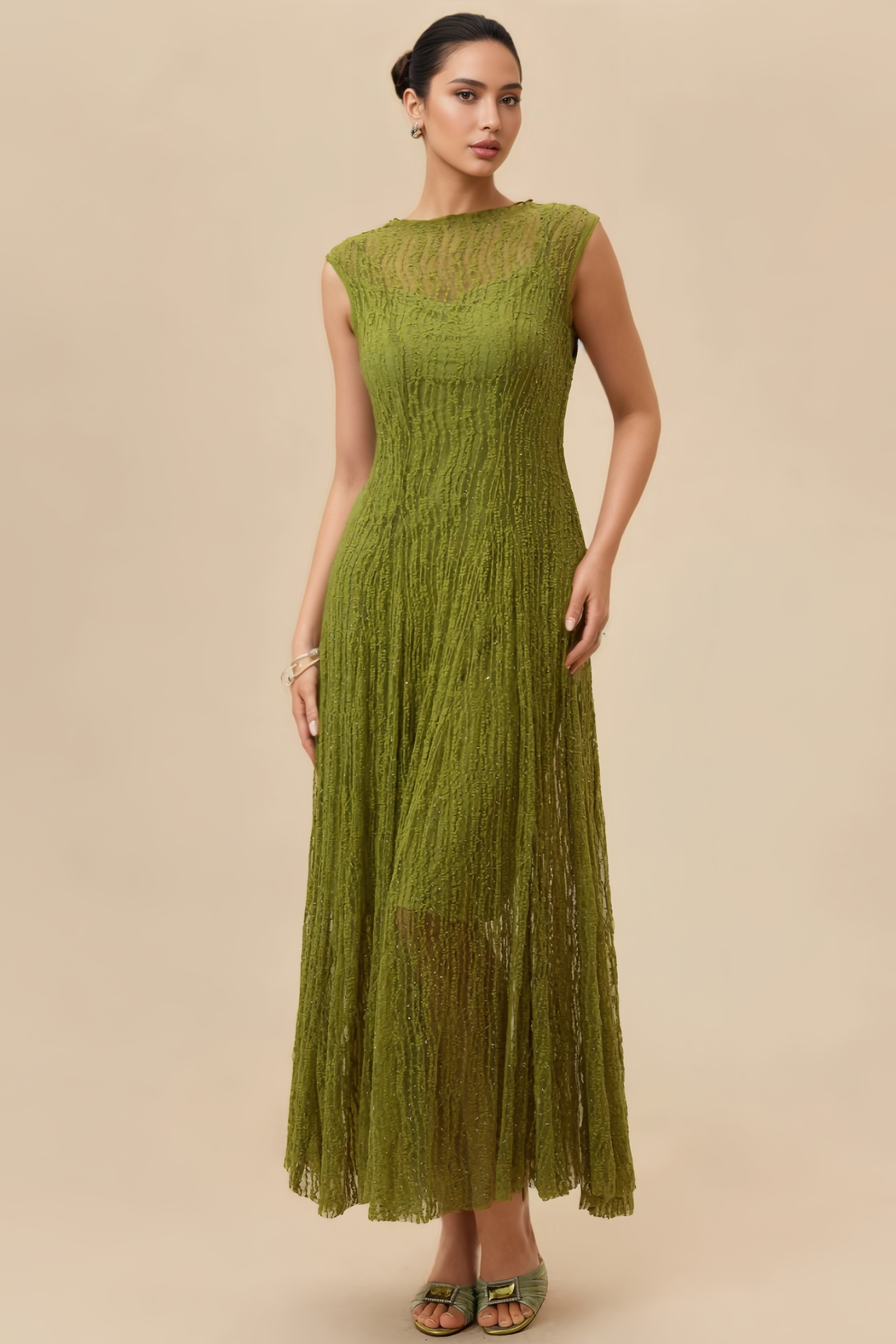 Hippa Green Sleeveless Pleated Maxi Dress