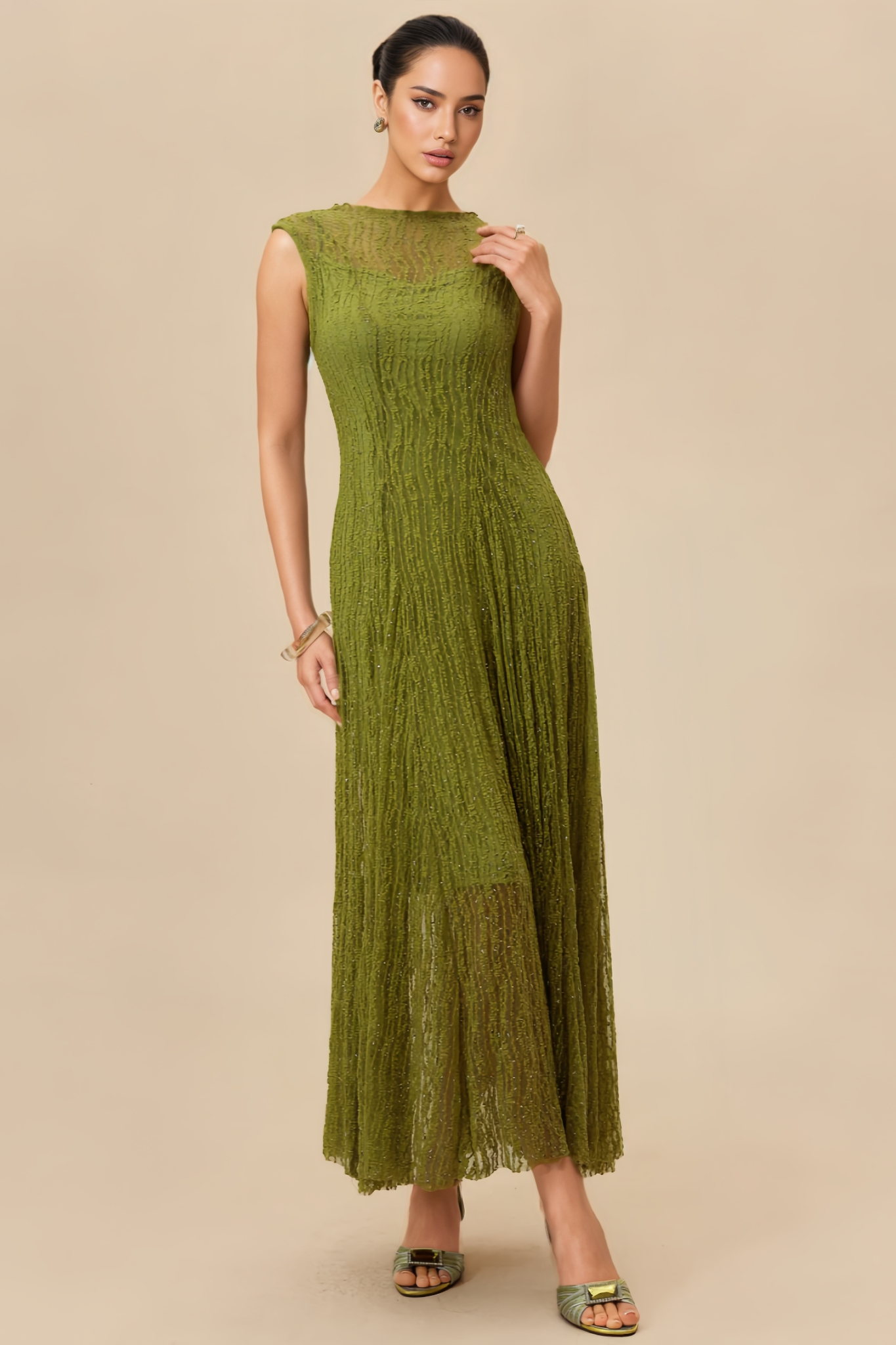 Hippa Green Sleeveless Pleated Maxi Dress