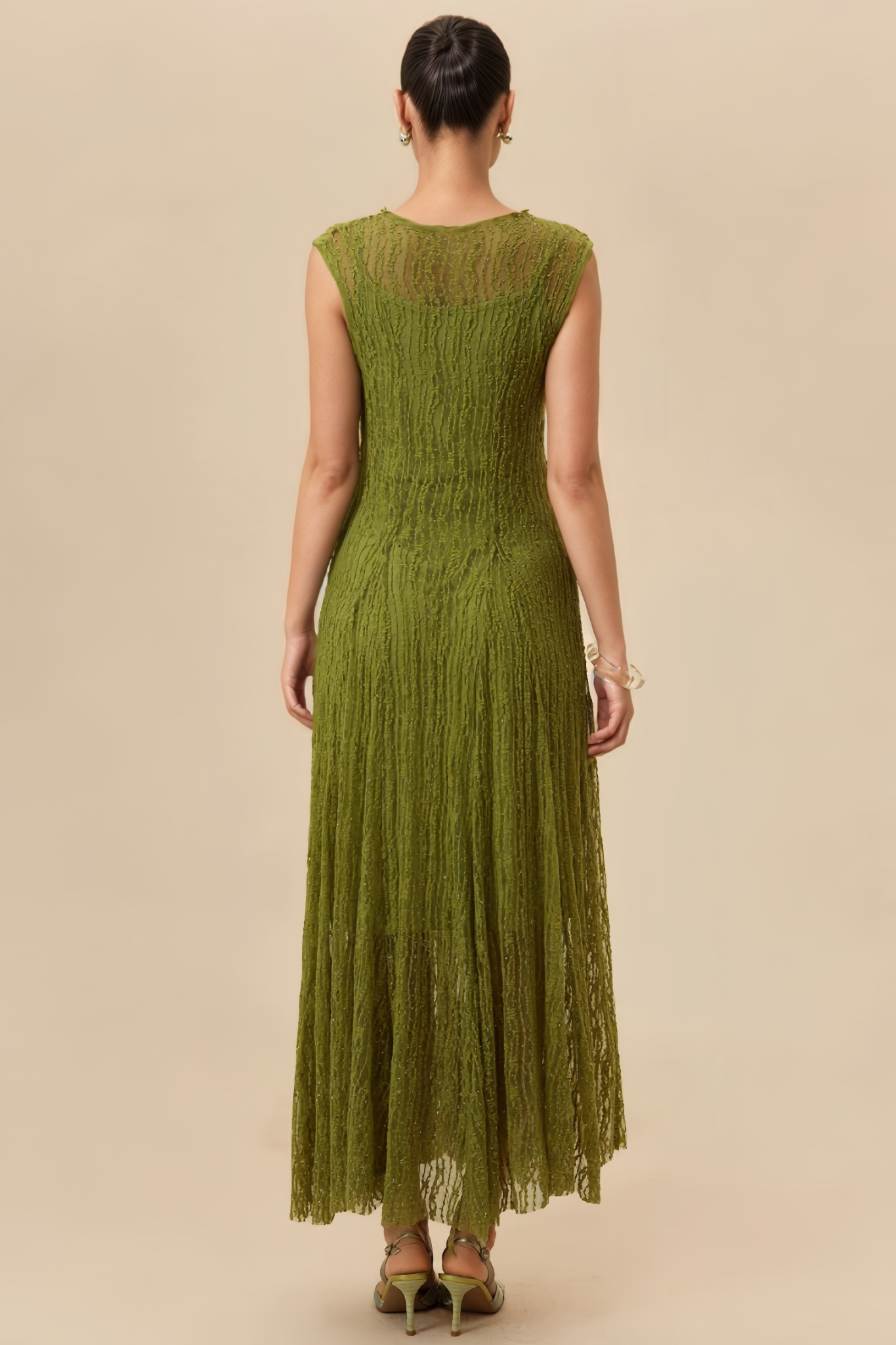 Hippa Green Sleeveless Pleated Maxi Dress
