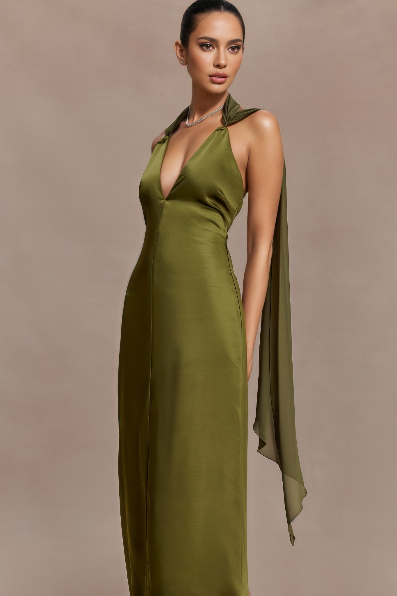 Vhlioty Green Backless Satin Maxi Dress