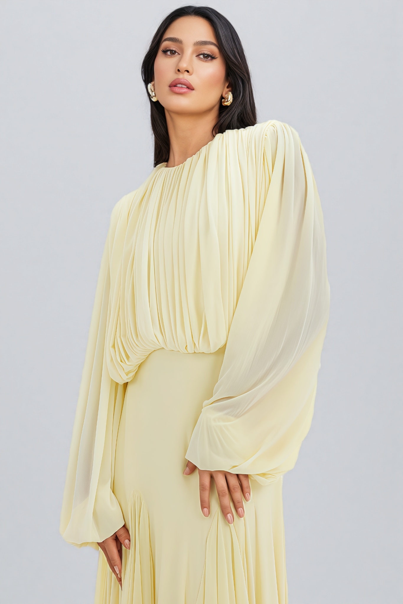 Hiron Yellow Round Neck Pleated Maxi Dress
