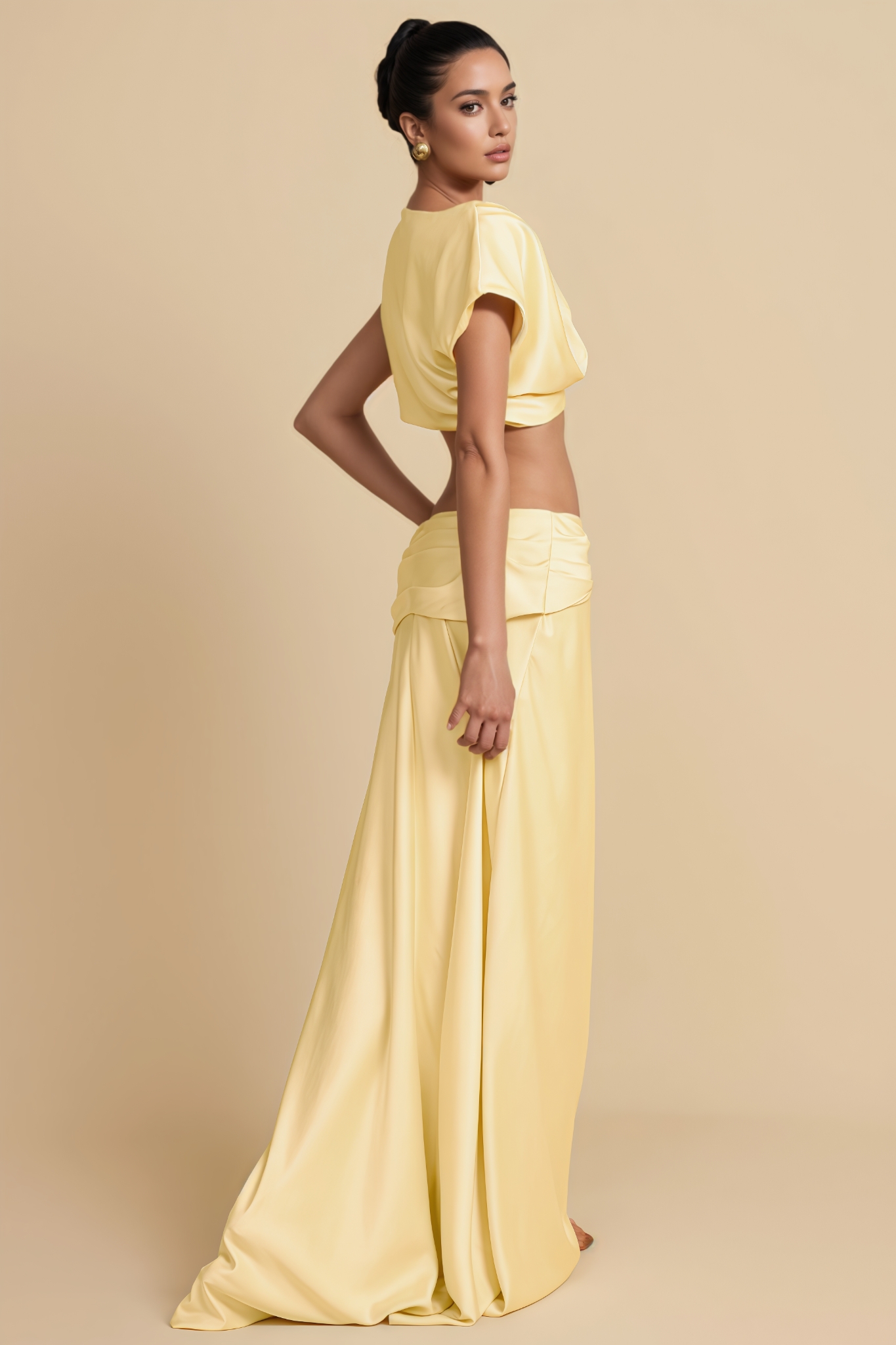 Unrtcy Yellow Pleated Maxi Dress Set