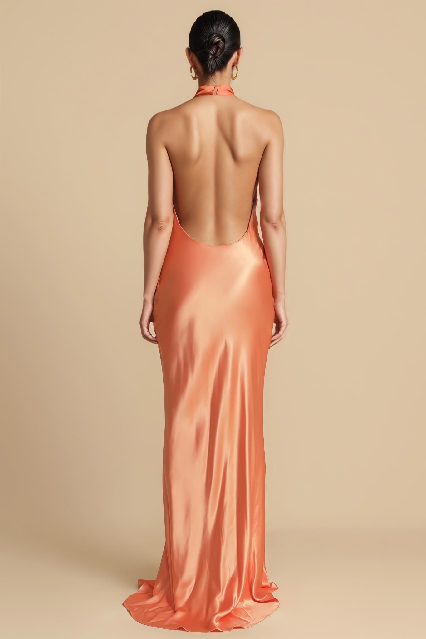 Thiarnt Orange Backless Sleeveless Maxi Dress