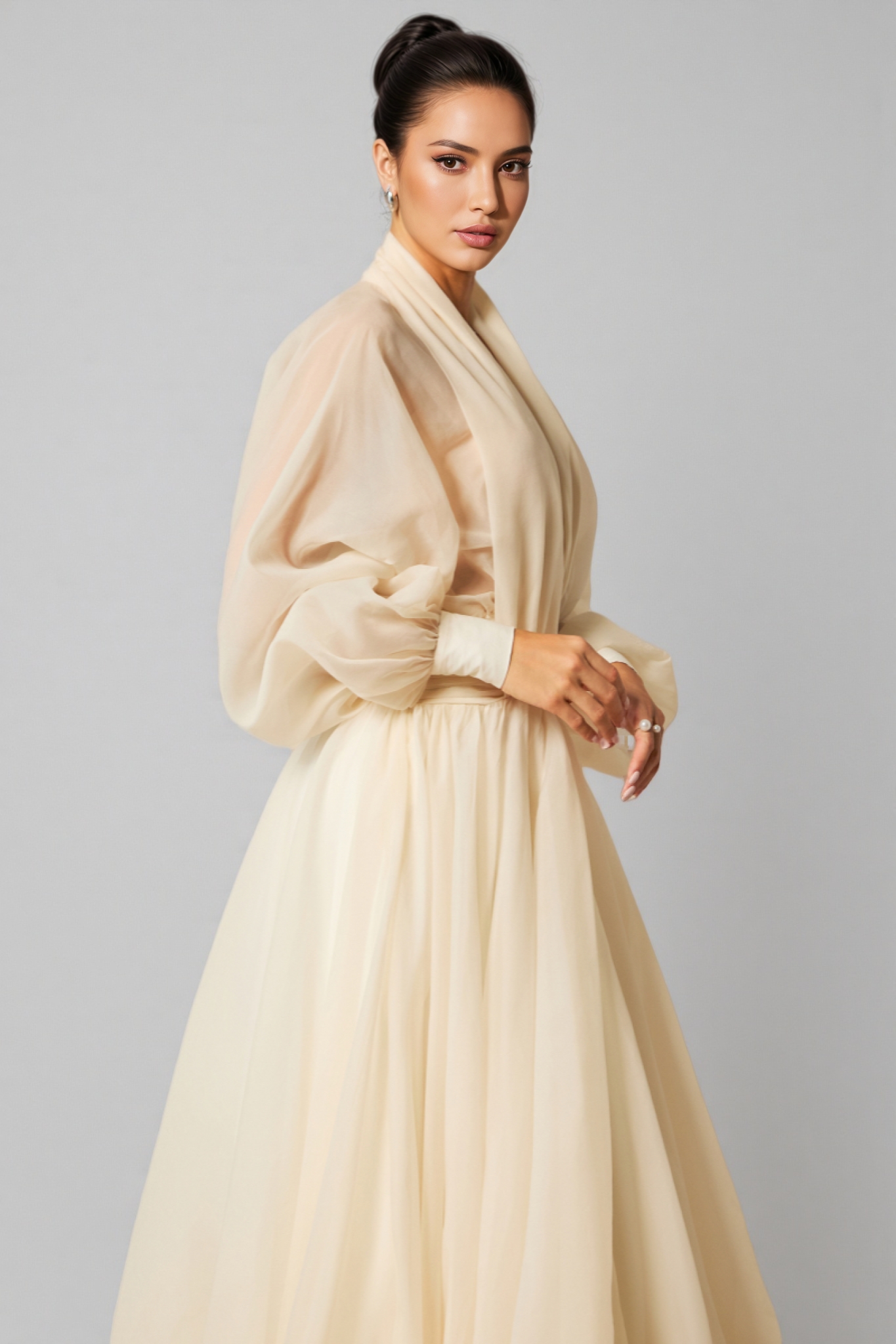 Selma Deep V-neck Puff Sleeve Maxi Dress