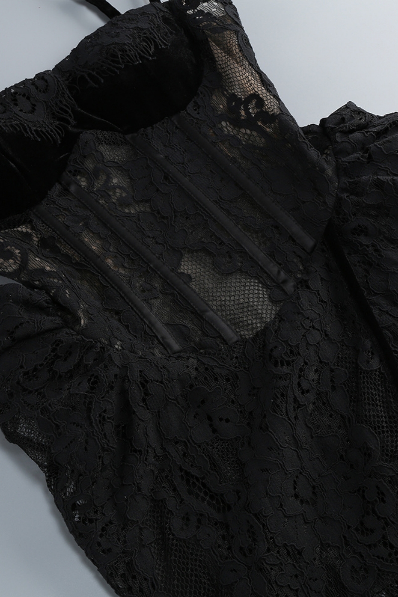 Moisian Black Lace Halter Maxi Dress