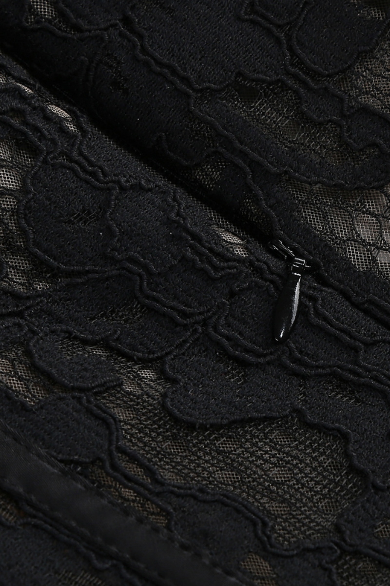 Moisian Black Lace Halter Maxi Dress