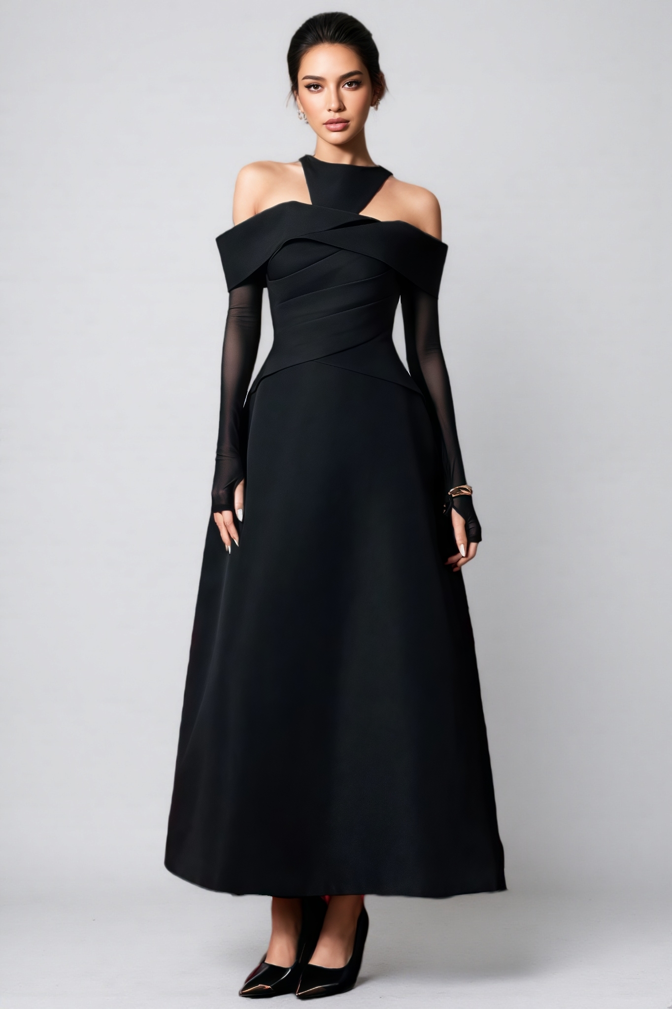 Refus Black Halter Neck Maxi Dress