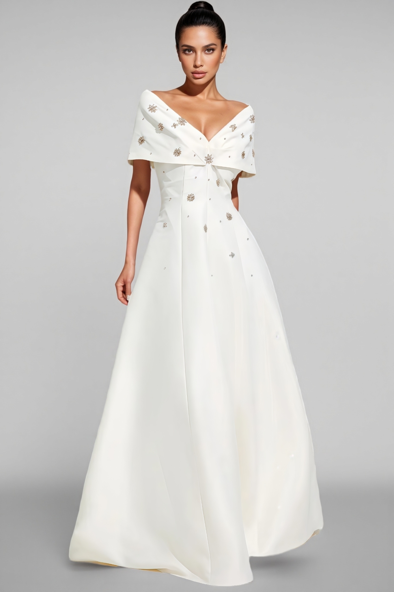 white beaded rhinestone maxi dress Laela Beige – LuneÉclat Fashion dainty beaded details x-subClass:MINI Oxford Banana Republic Dress Size:6 Medium