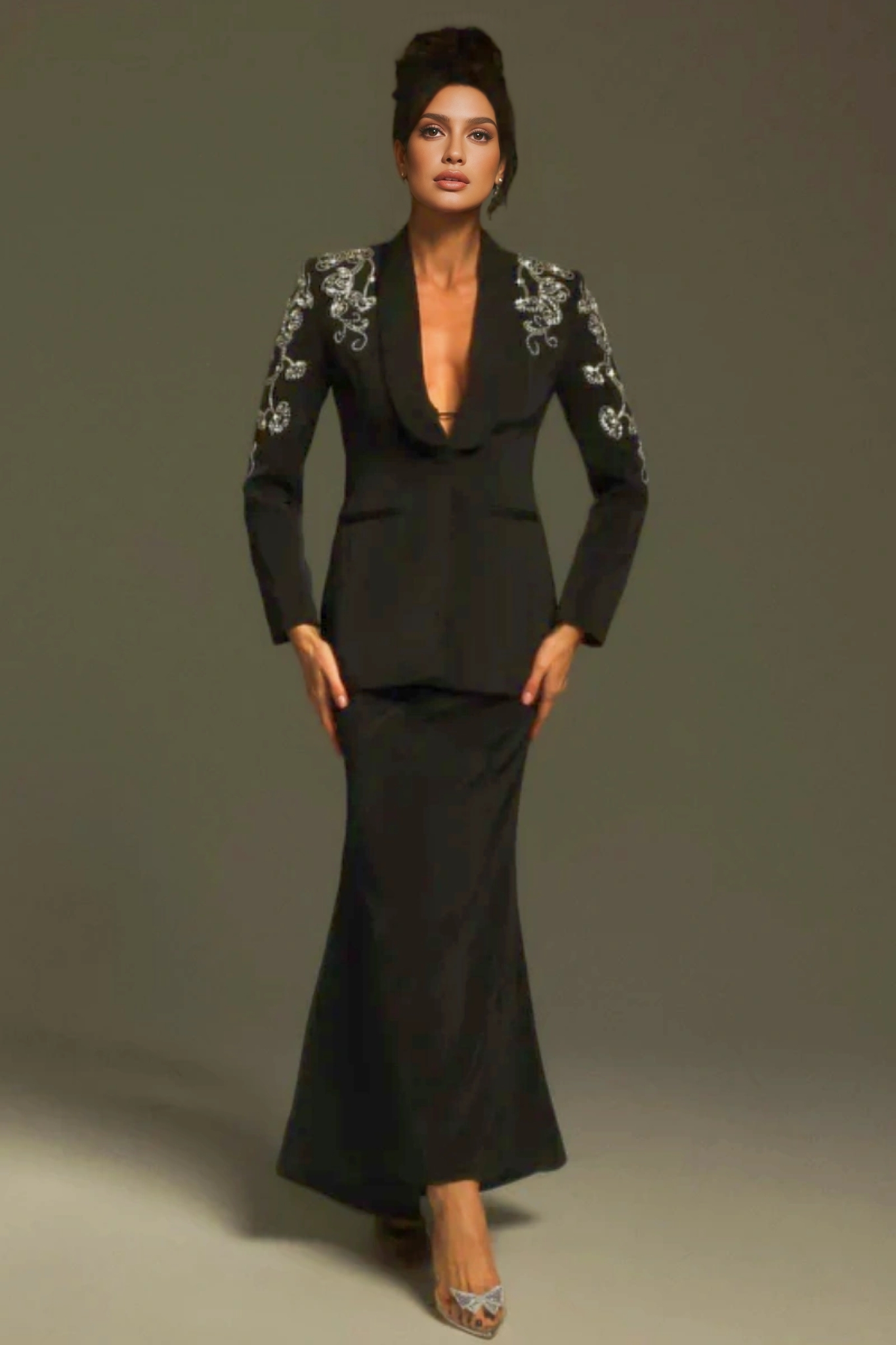 Quinen Long Sleeve Rhinestone Blazer Set