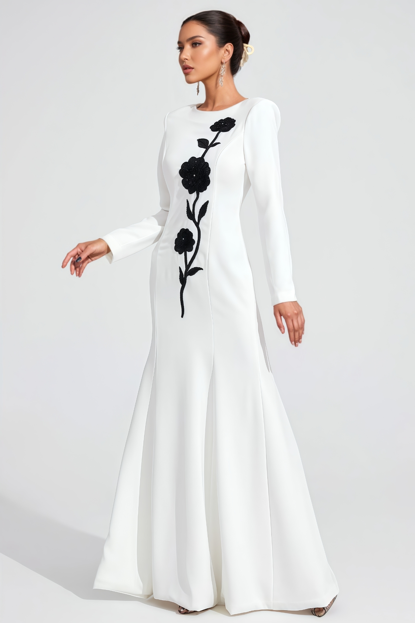 Jacre White Long Sleeve Diamond Maxi Dress