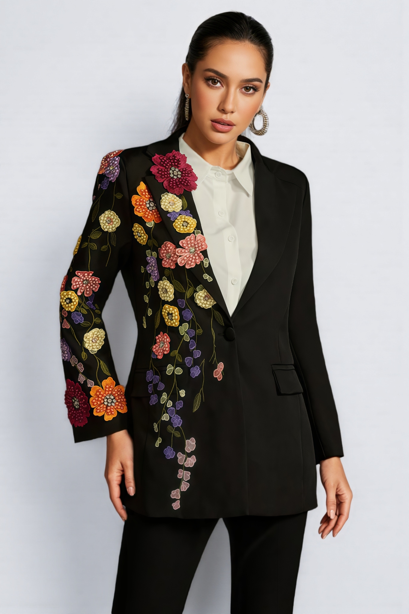 Abetzi Flower Embroidered Blazer