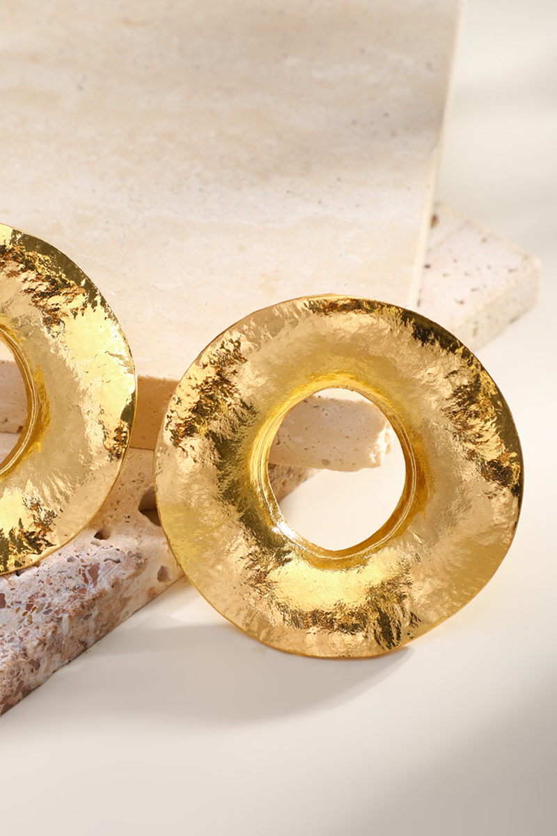 Marnie Round Metal Earrings