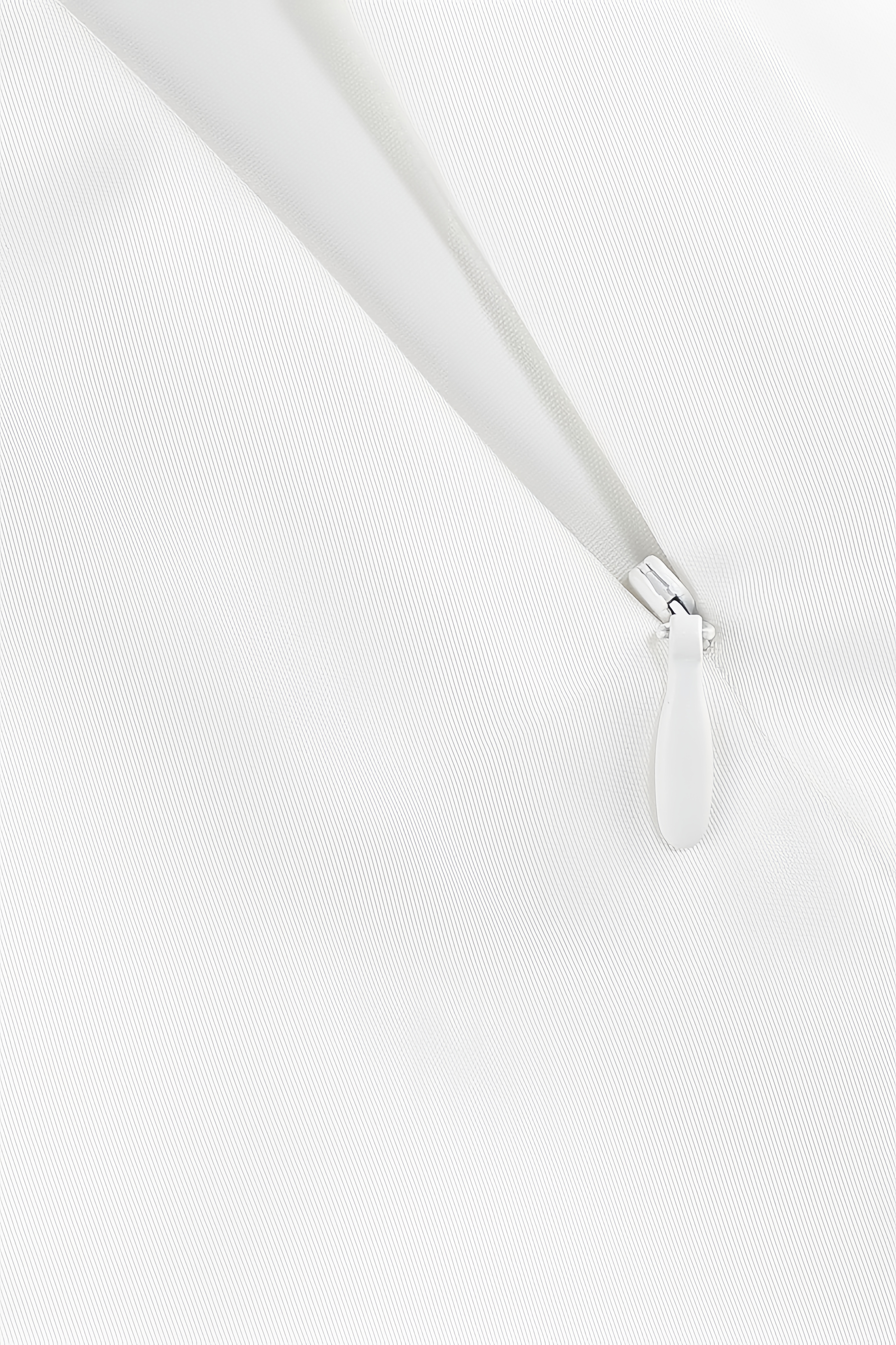 Valelk White Halter Ruffle Maxi Dress