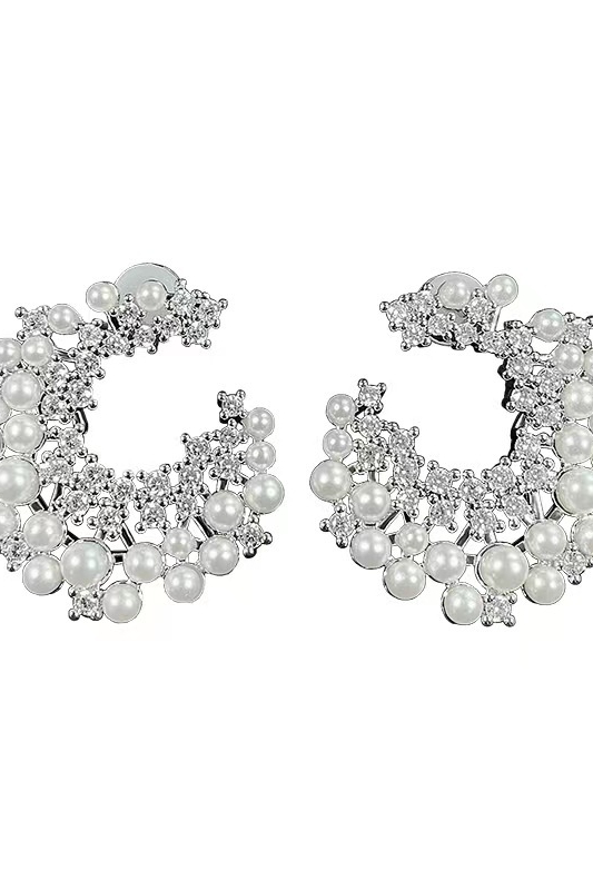 Elia Diamond Round Earrings