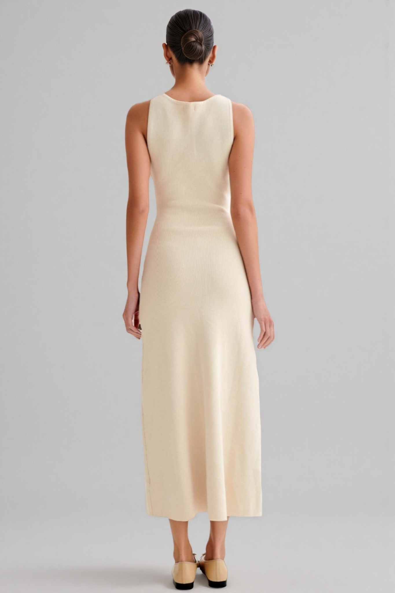 Leli Sleeveless Button Down Maxi Dress