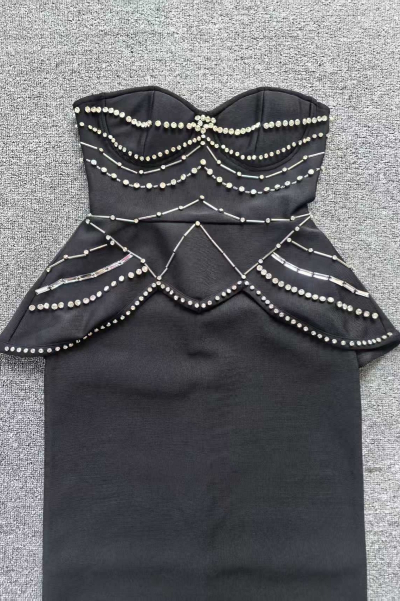 Vilret Black Strapless Bandage Ruffled Maxi Dress