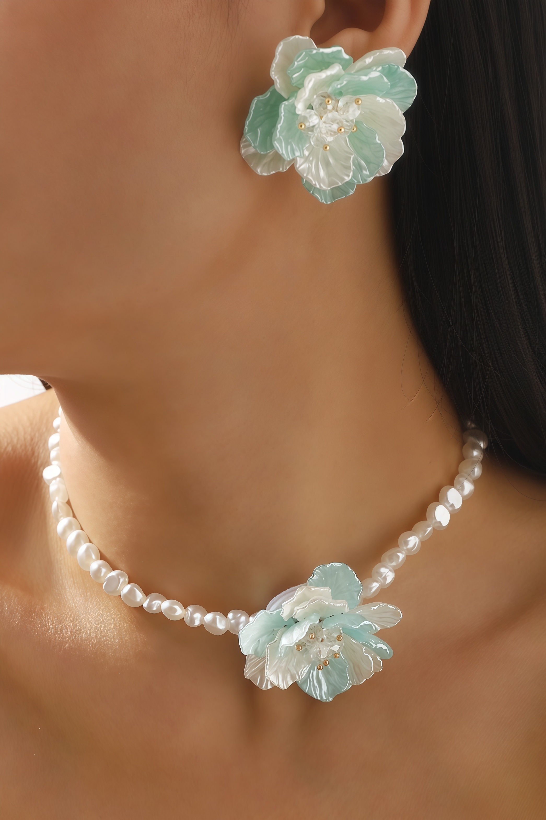 Uxlek Camellia Pearl Necklace