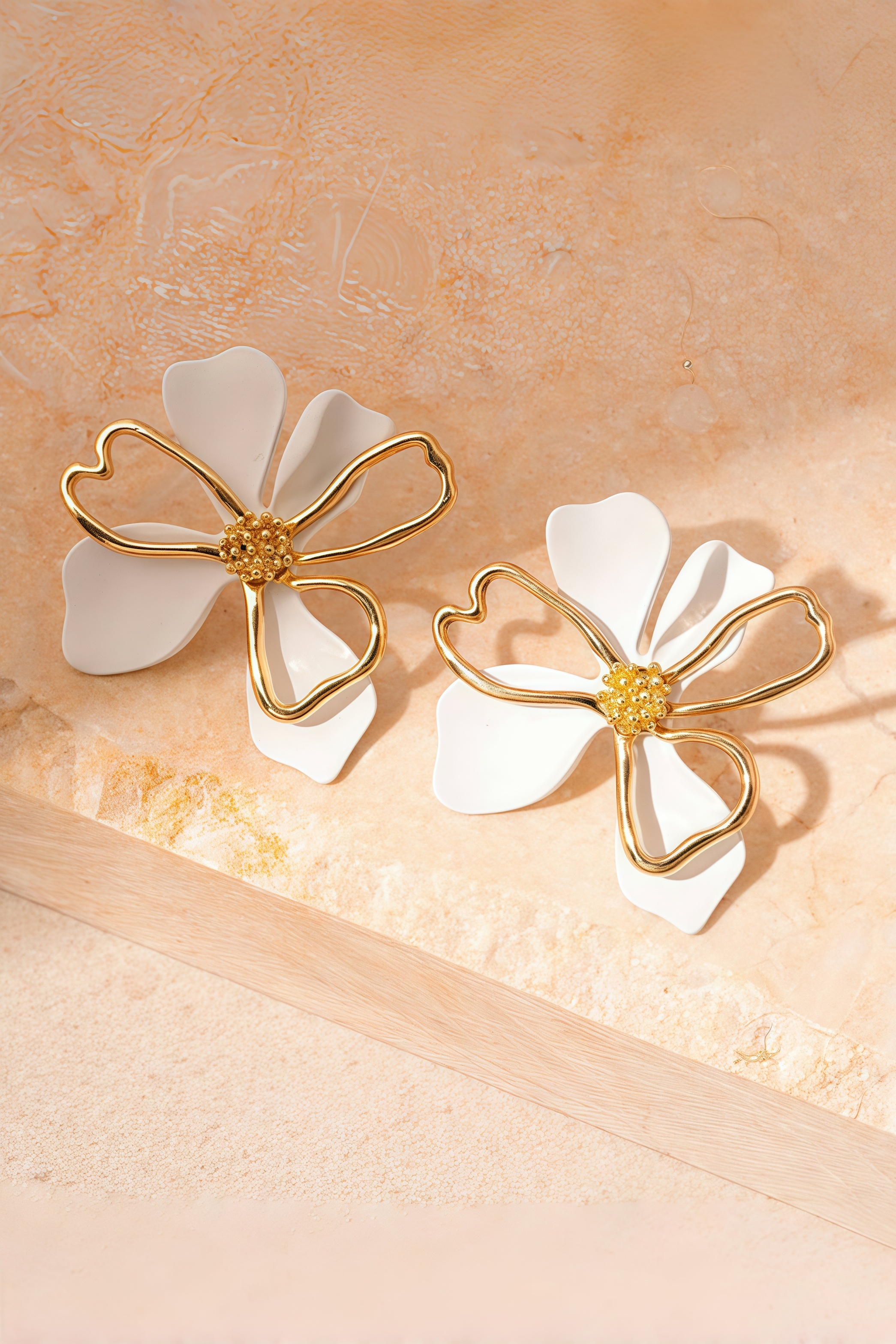 Fialak Double layered Flower Earrings