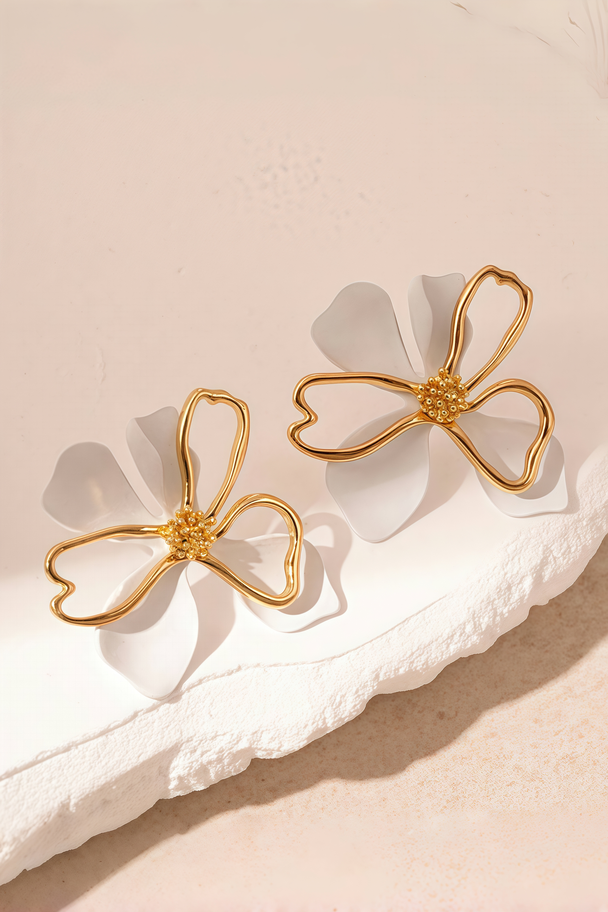 Fialak Double layered Flower Earrings