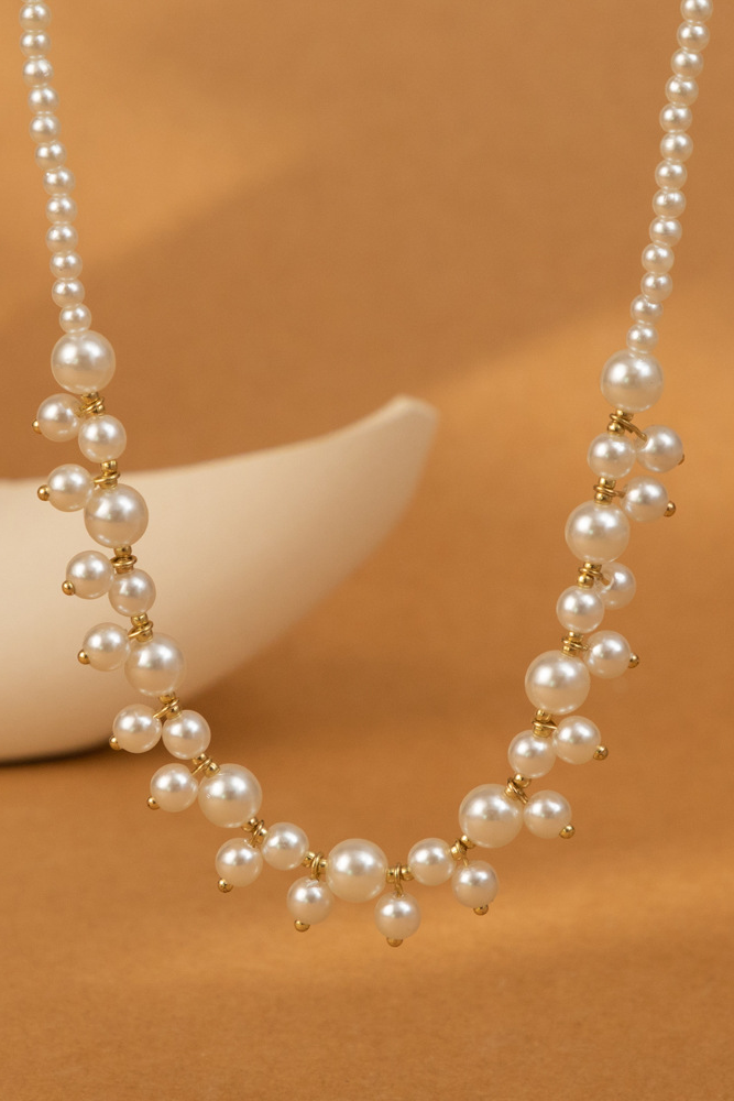 Fianna Imitation Pearl Pendant Necklace