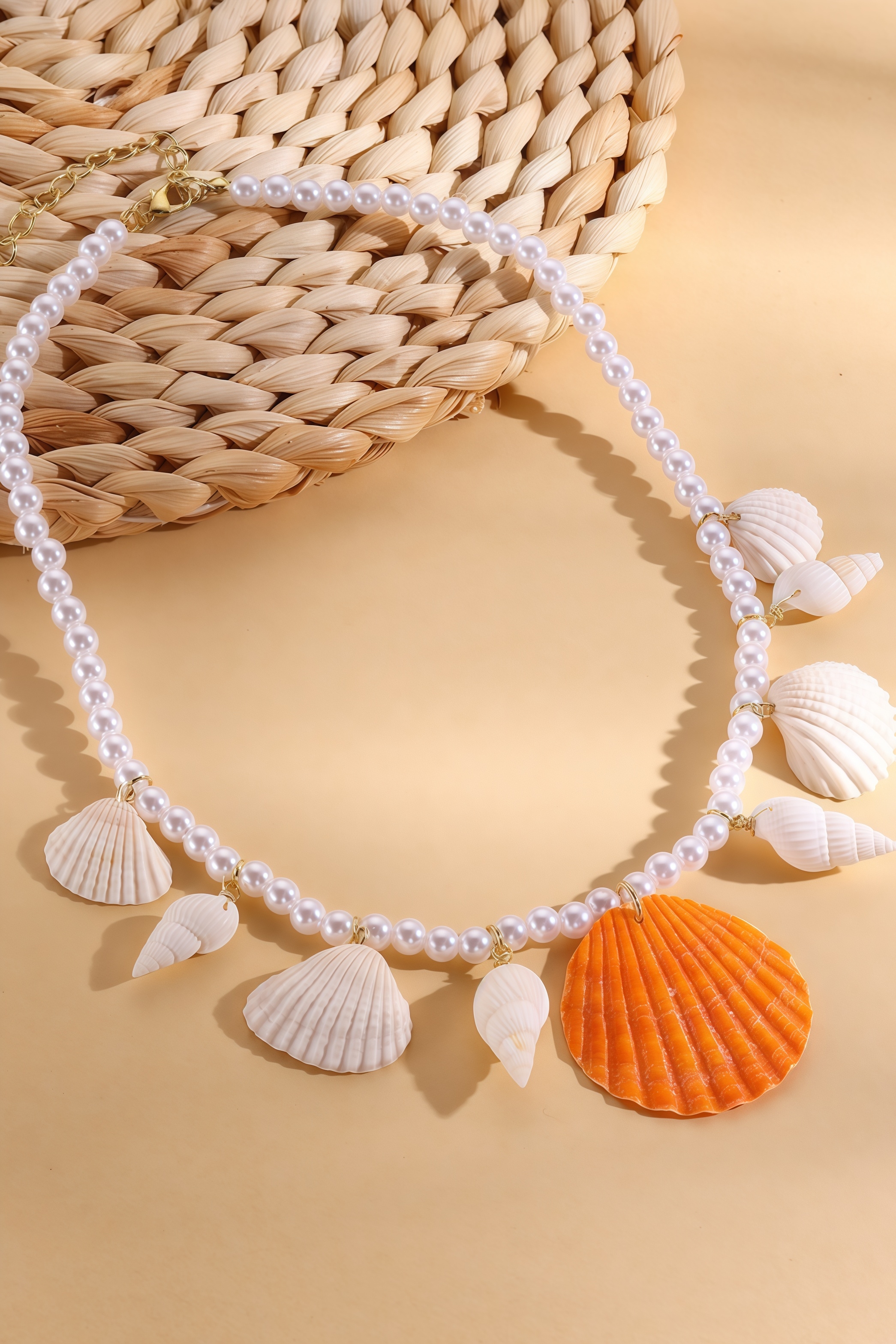 Lucian Shell Pearl Necklace