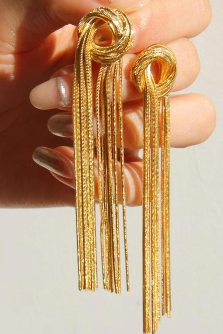 Delilah Knotted Snakebone Chain Tassel Earrings 