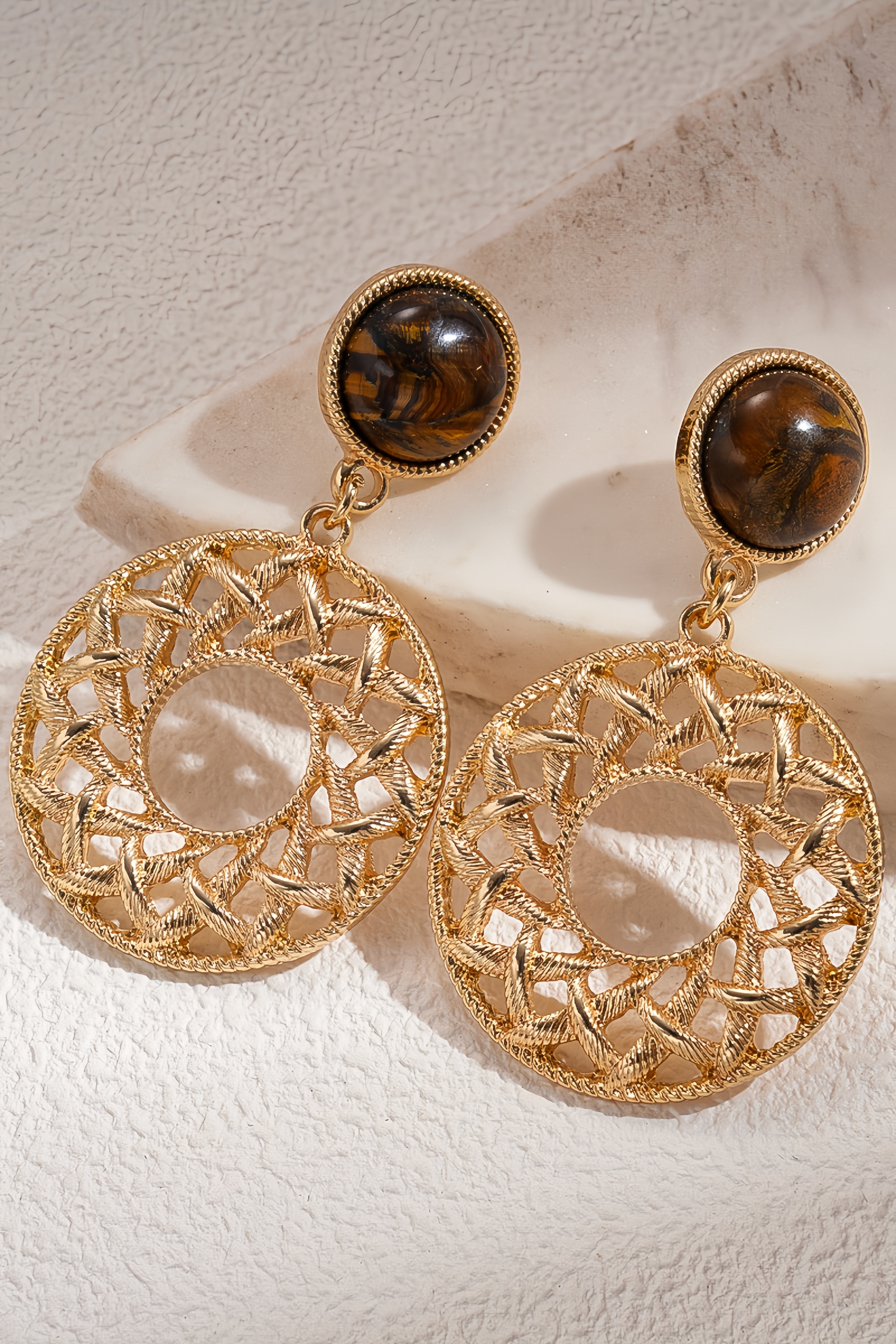 Victora Openwork Mesh Round Earrings