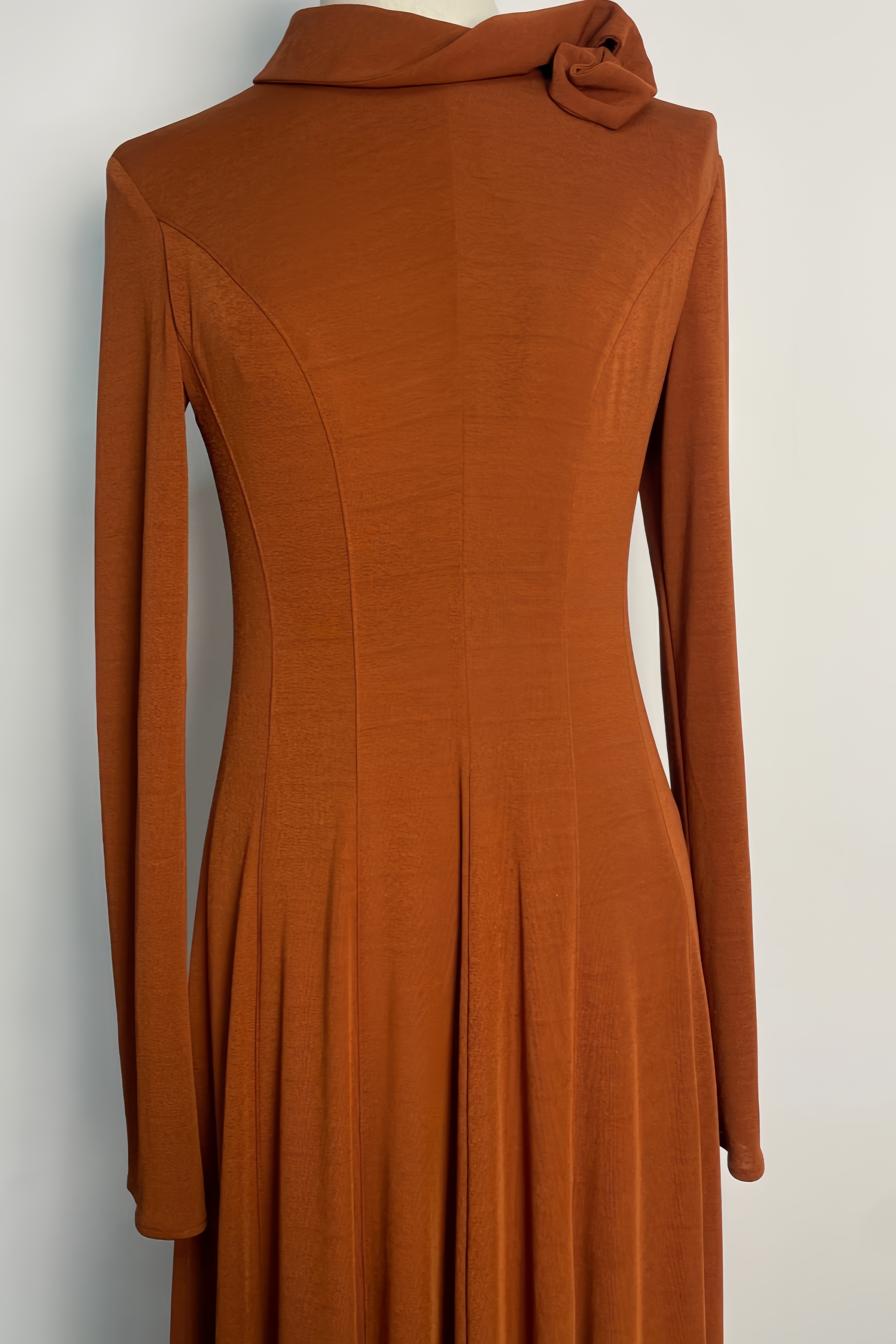 Meris Long Sleeves Flower Maxi Dress