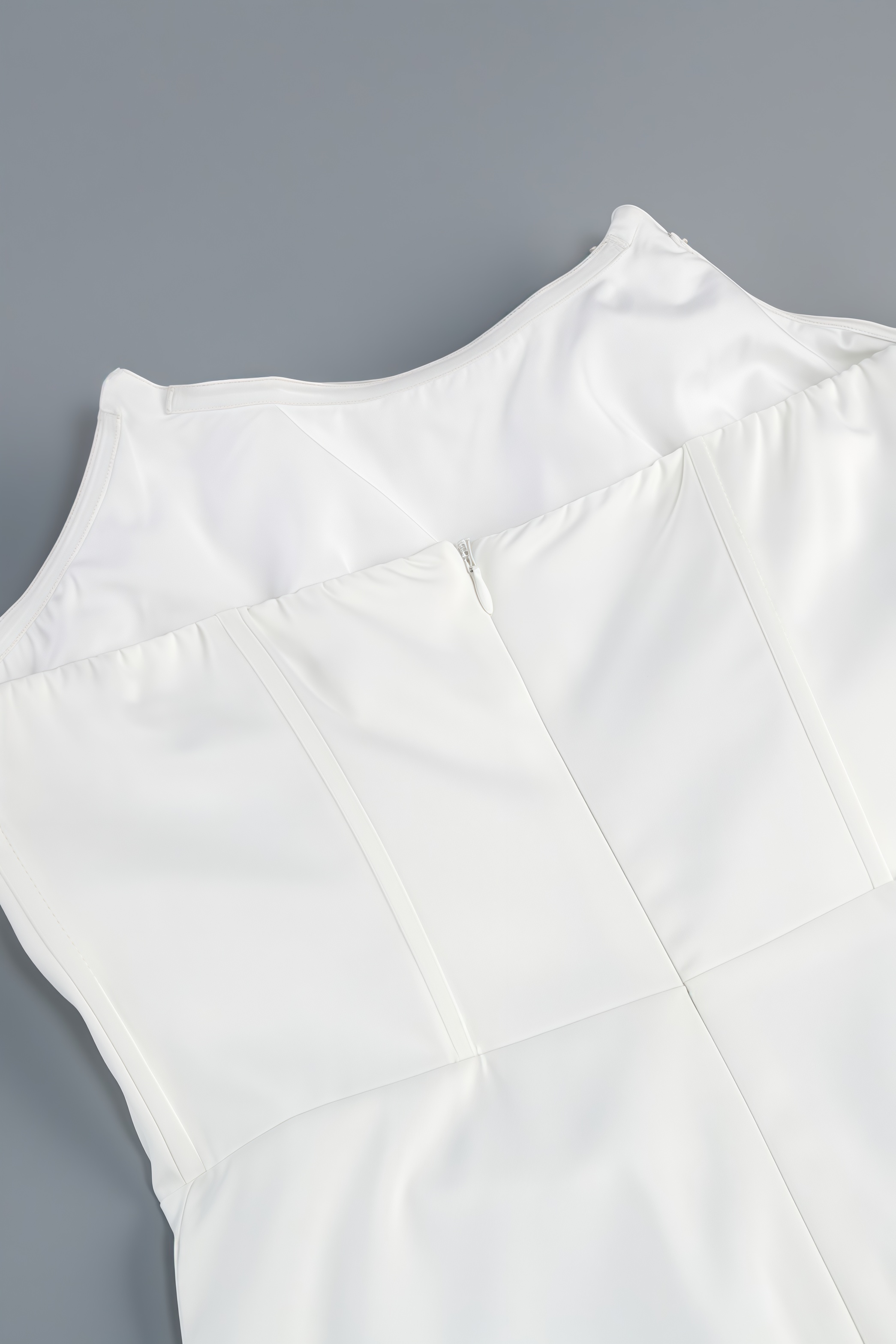 Donna White Strapless Fishbone Maxi Dress