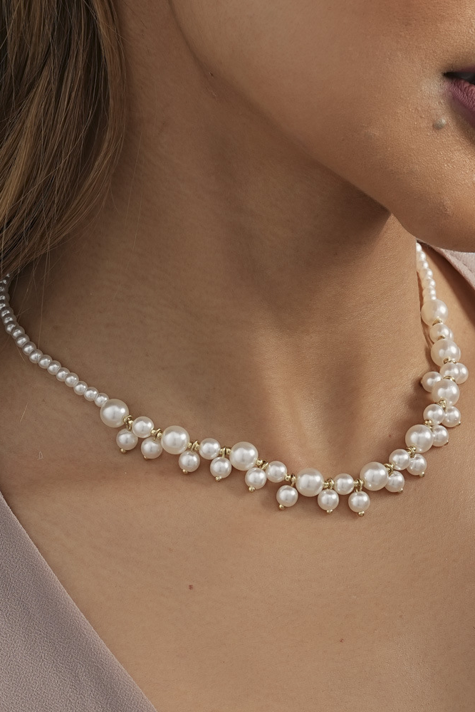 Fianna Imitation Pearl Pendant Necklace