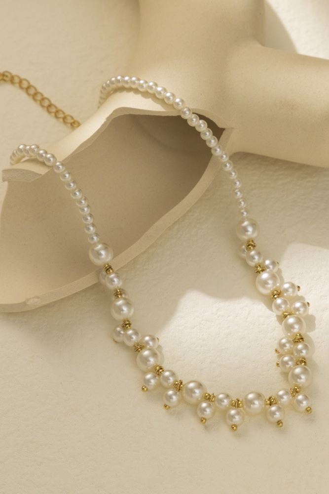 Fianna Imitation Pearl Pendant Necklace