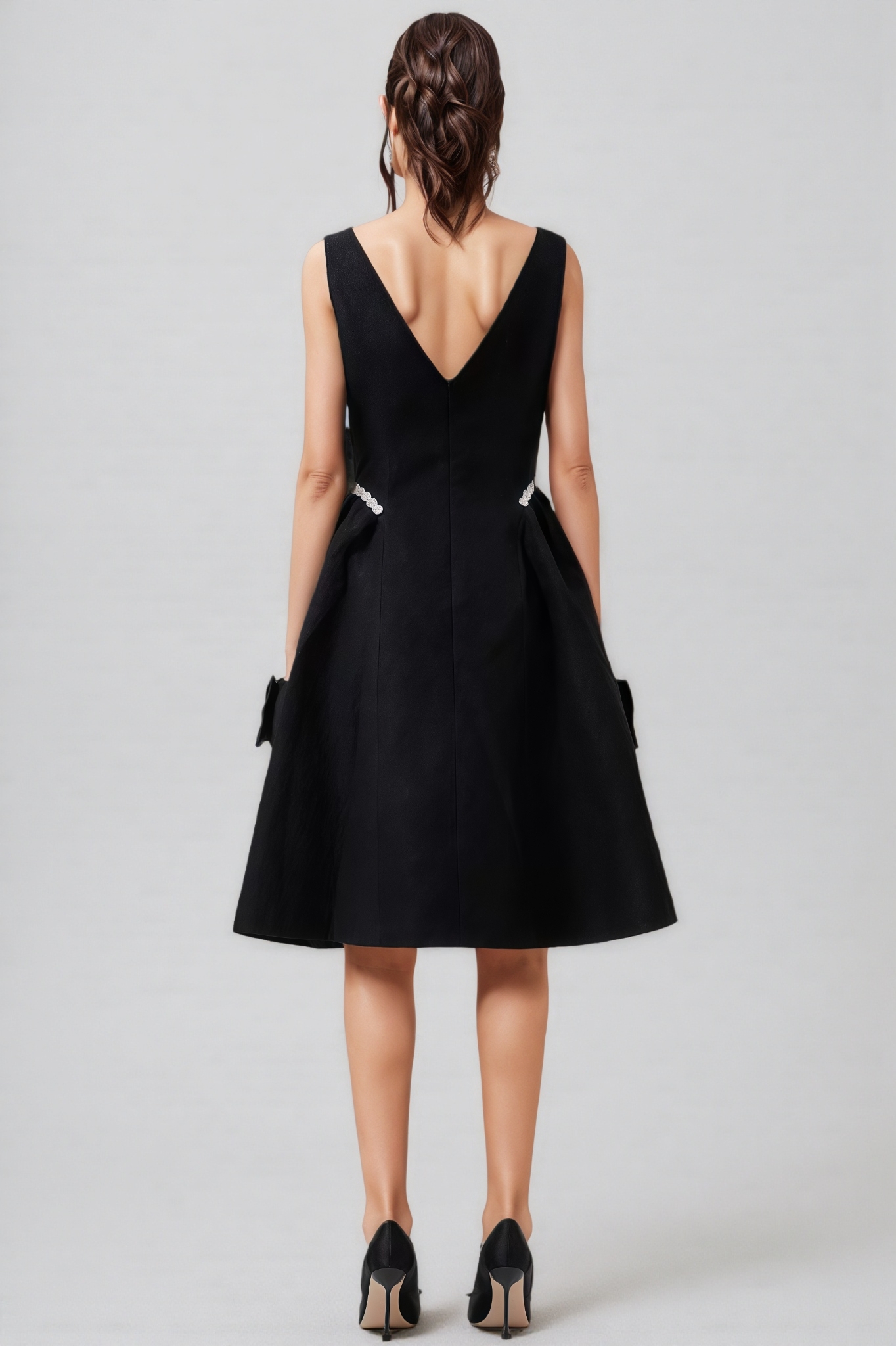 Loretty Sleeveless Flowers Pearl Midi Dress