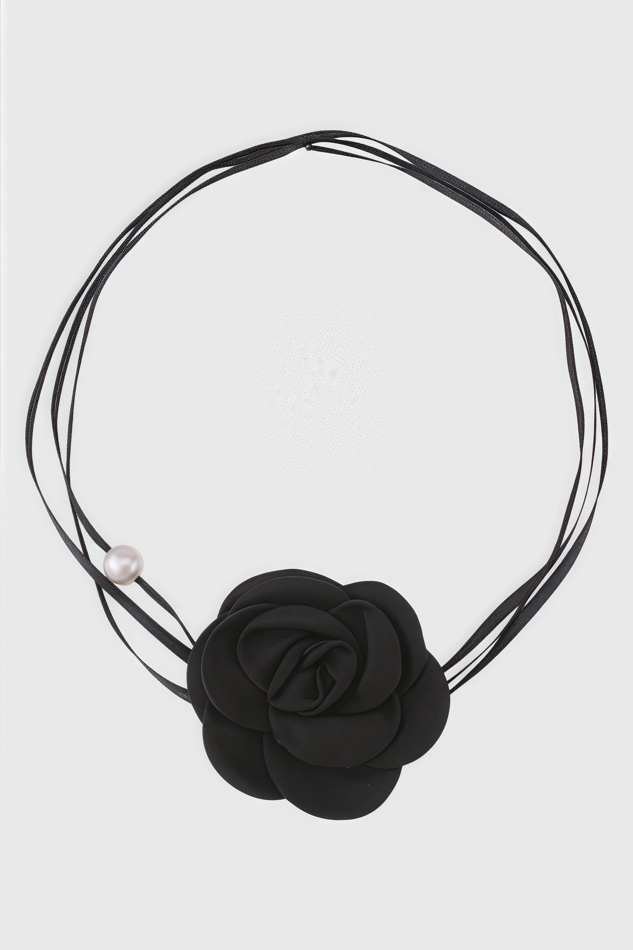 Rnnt Black Flower Necklace