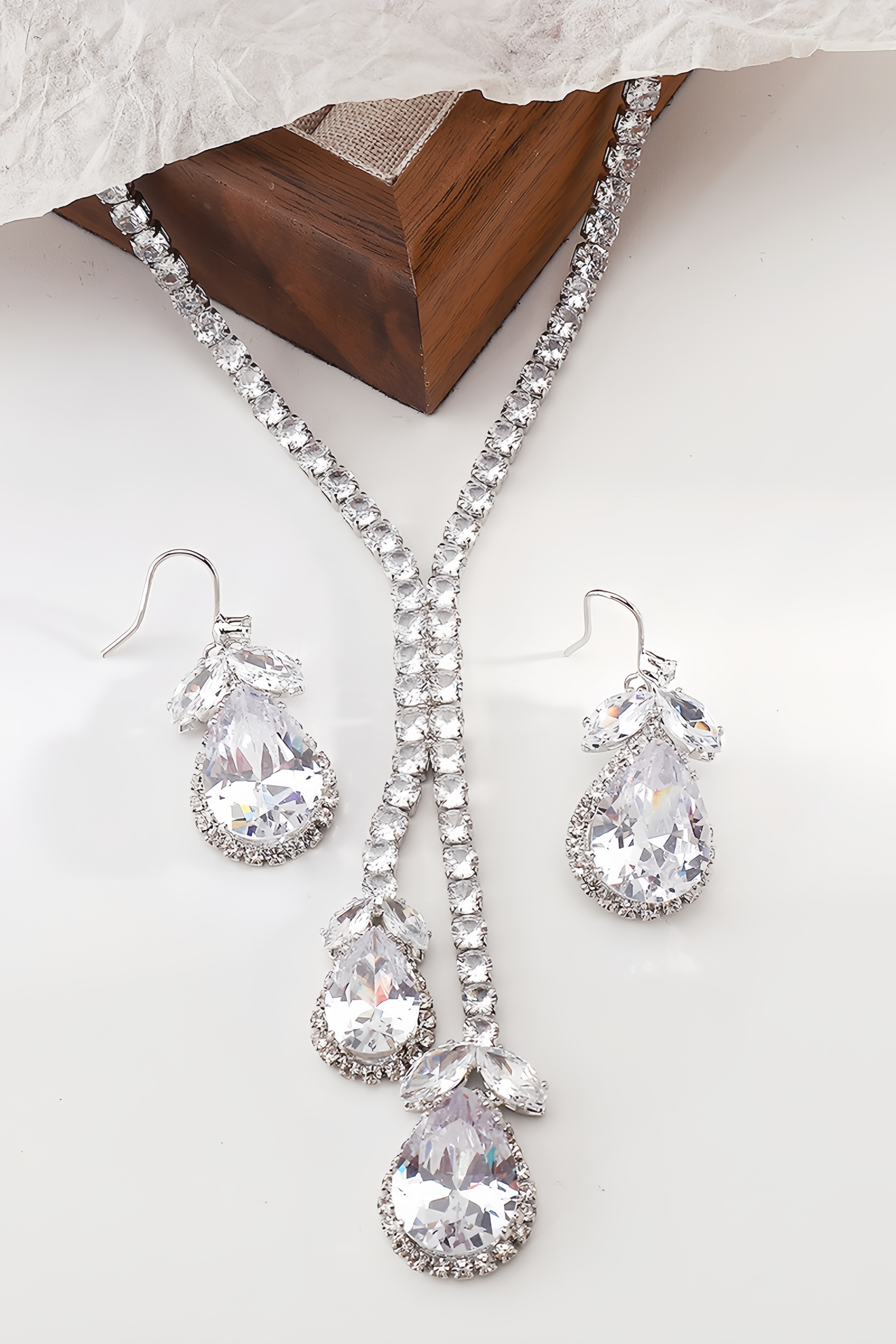 Orelie Zircon Necklace Earring Set
